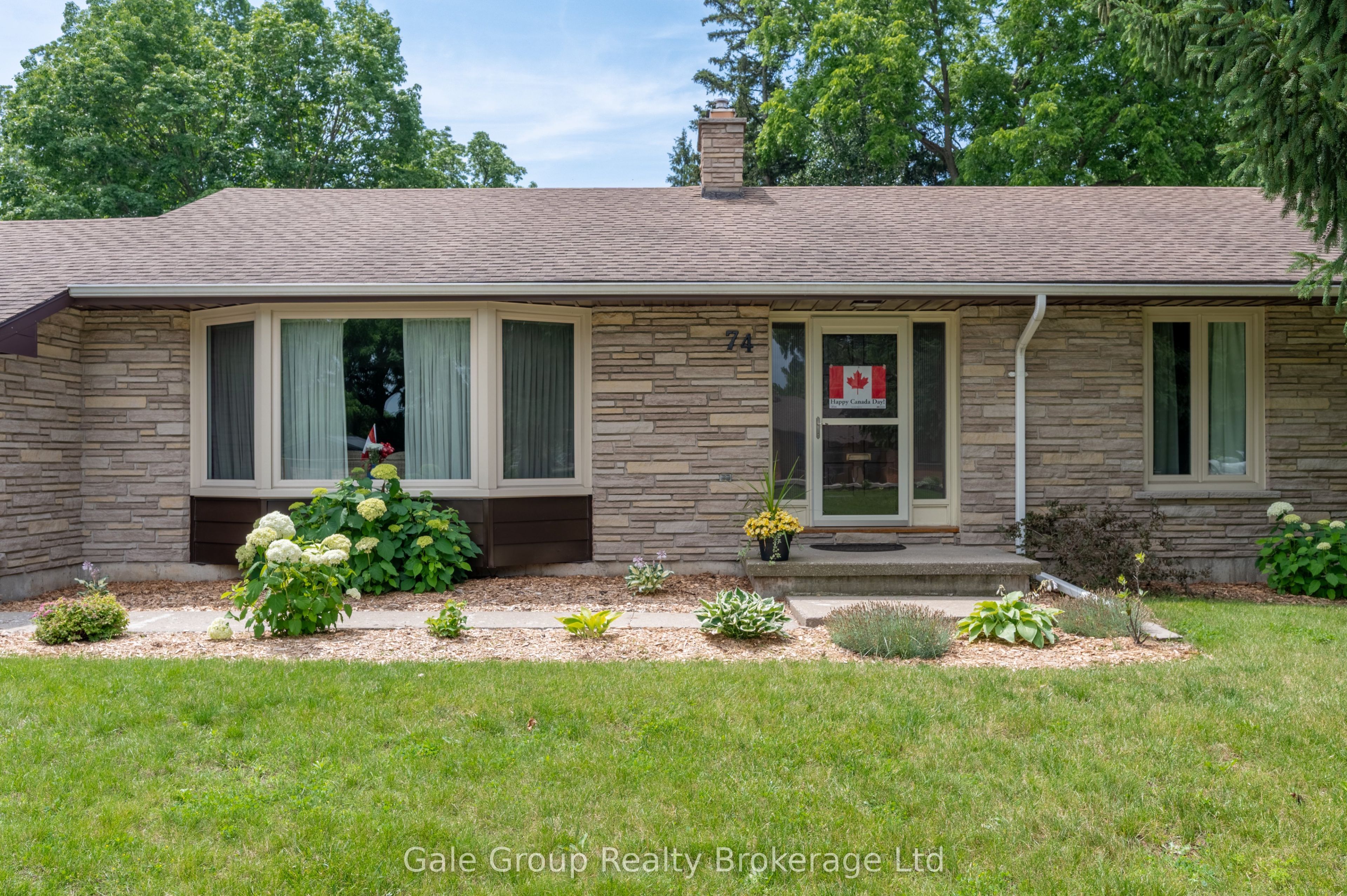 74 Pine Street W, Aylmer, ON N5H 1P3 photo 4
