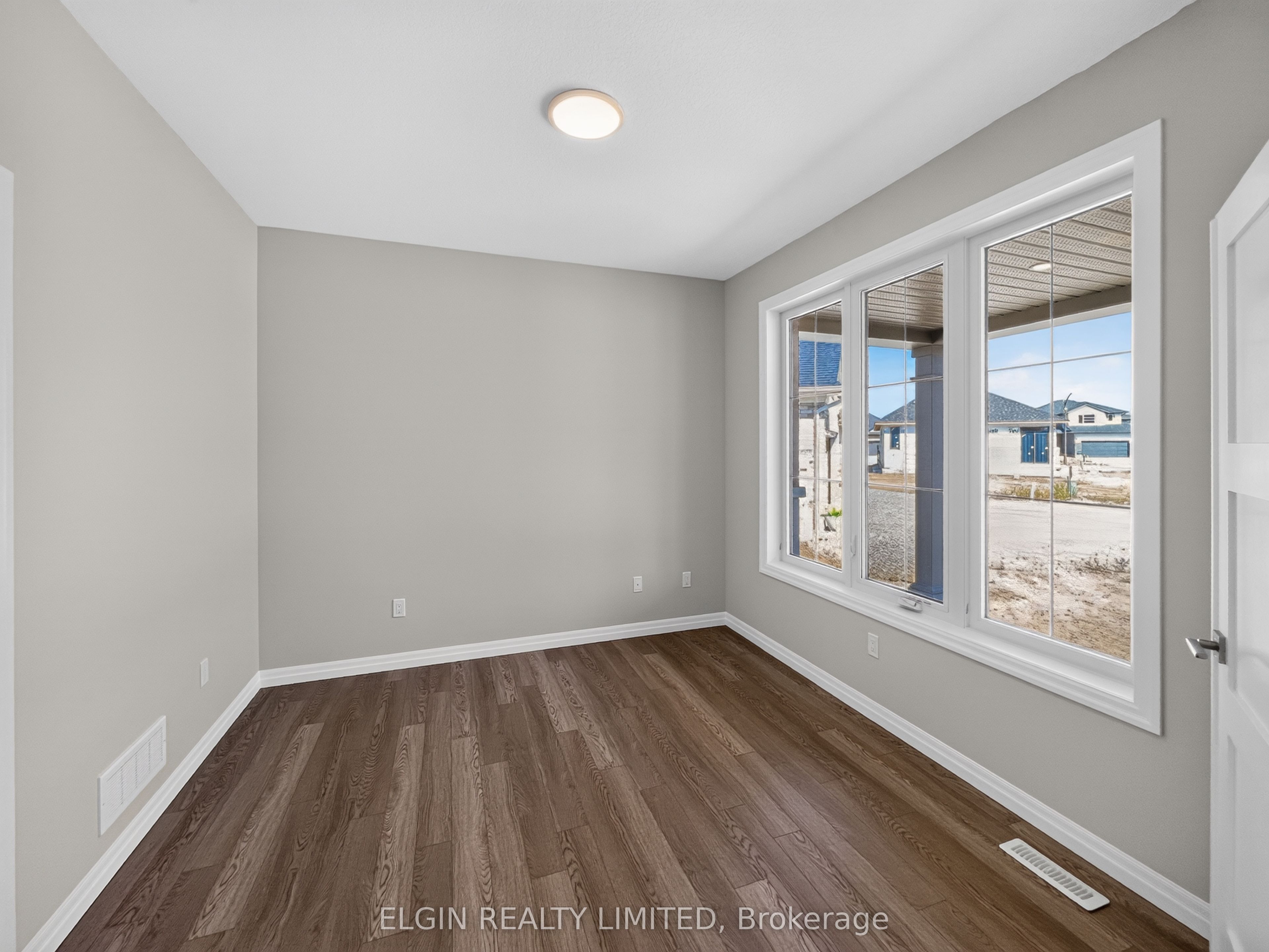 5 Columbus Court, Central Elgin, ON N5P 0E5 photo 4