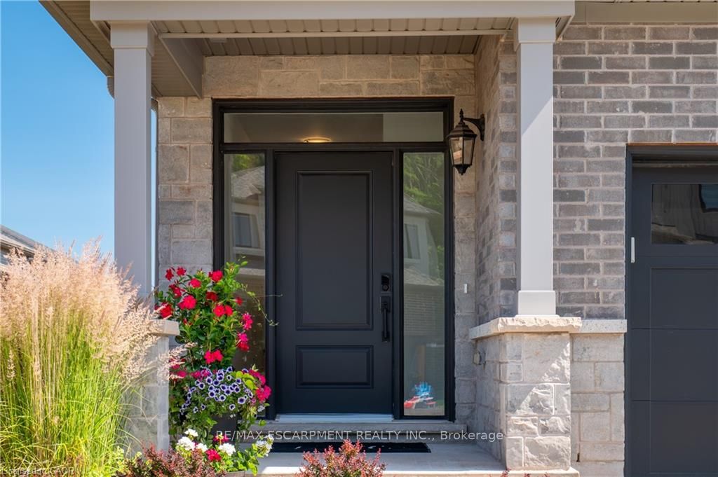 38 Riesling Street, Grimsby, ON L3M 0L2 photo 3