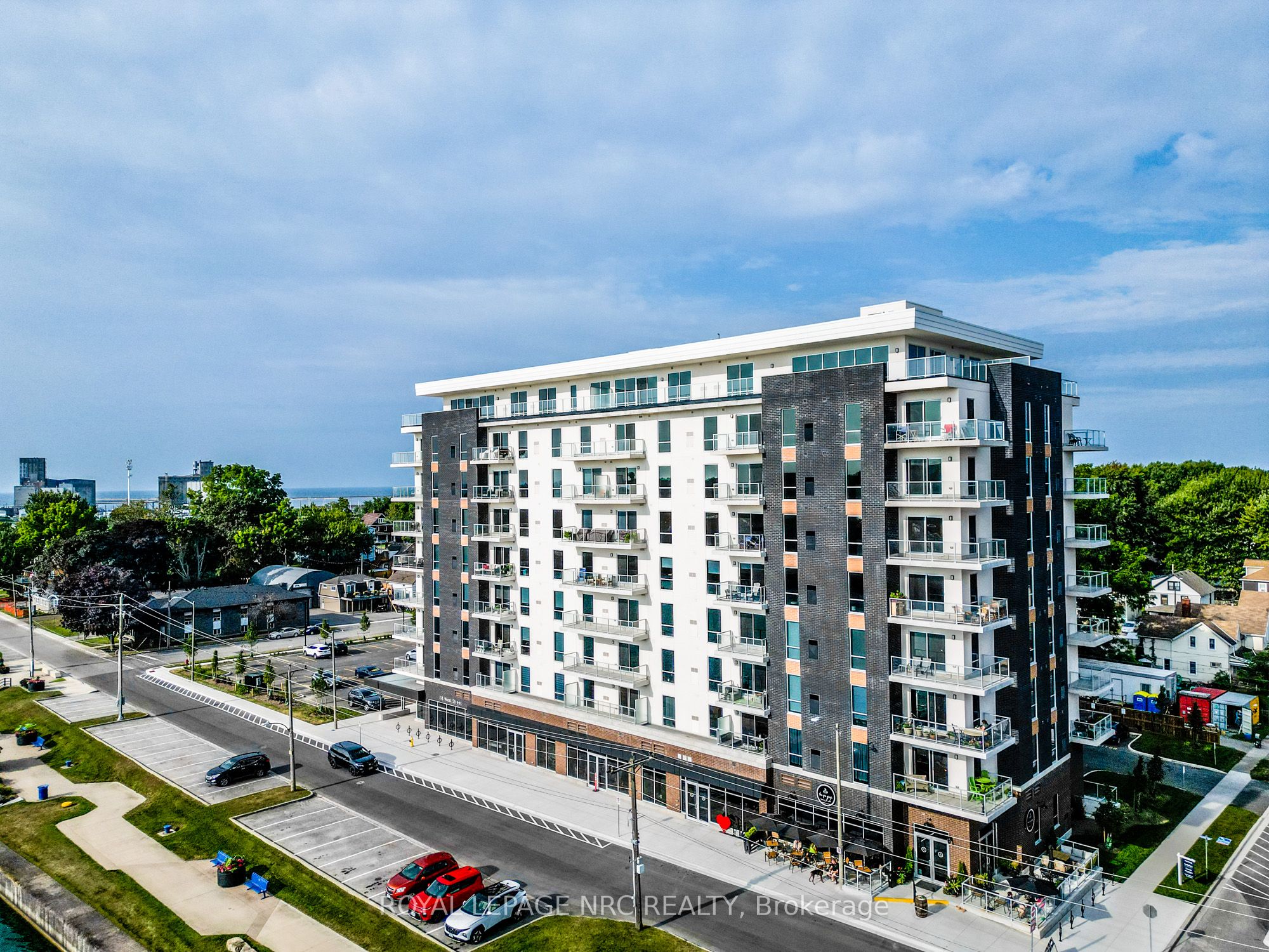 118 West Street 204, Port Colborne, ON L3K 0B9