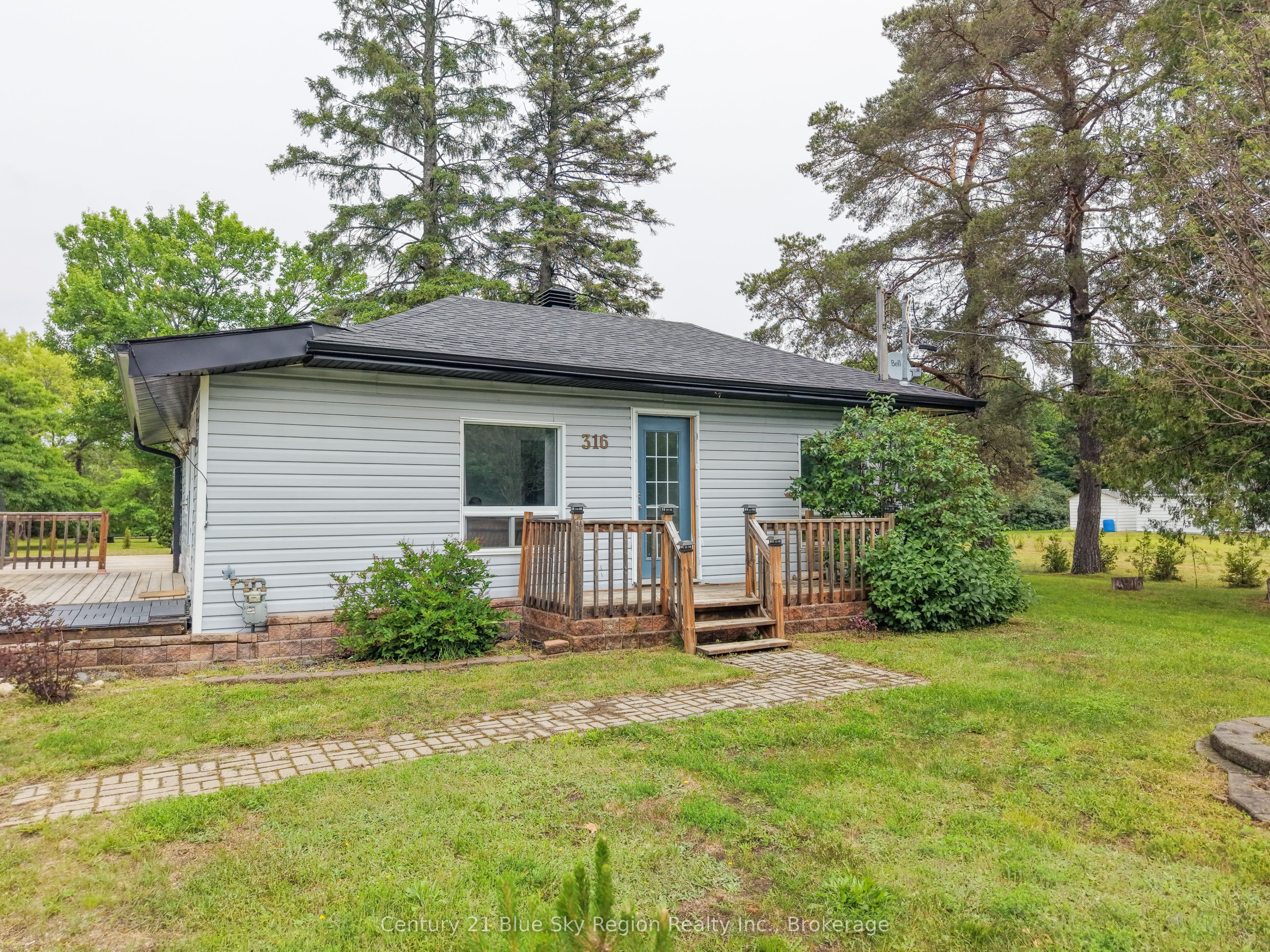 316 Tower Drive, North Bay, ON P1B 8G2