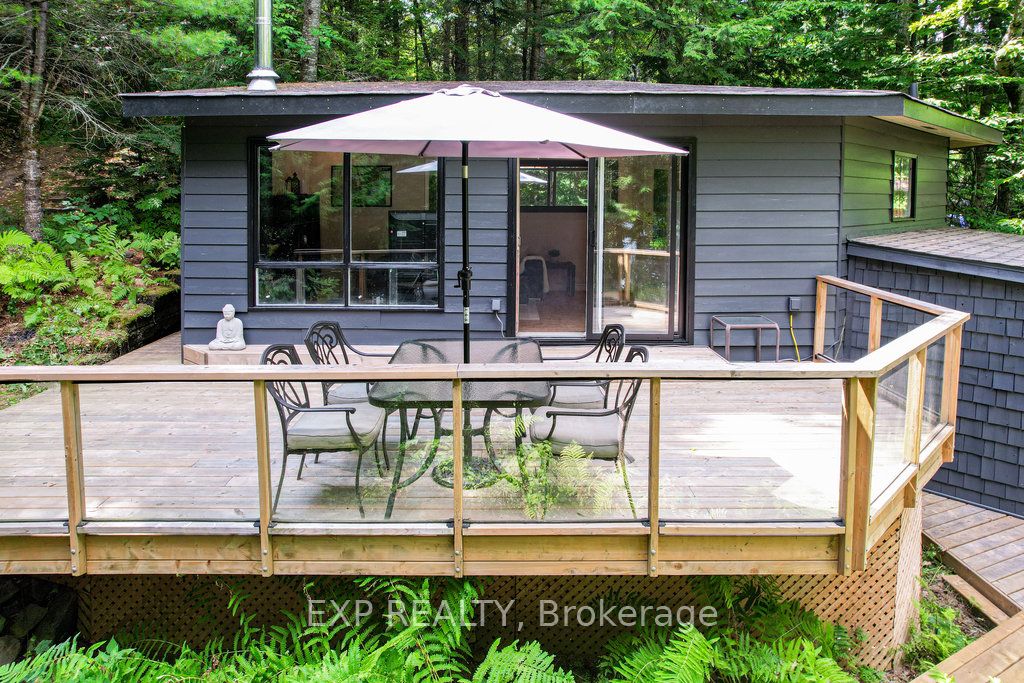 565 West Diamond Lake Road, Hastings Highlands, ON K0L 2A0 photo 4