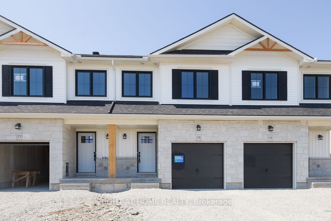 75 WHITCOMB Crescent, Smiths Falls, ON K7A 0C1 photo 2