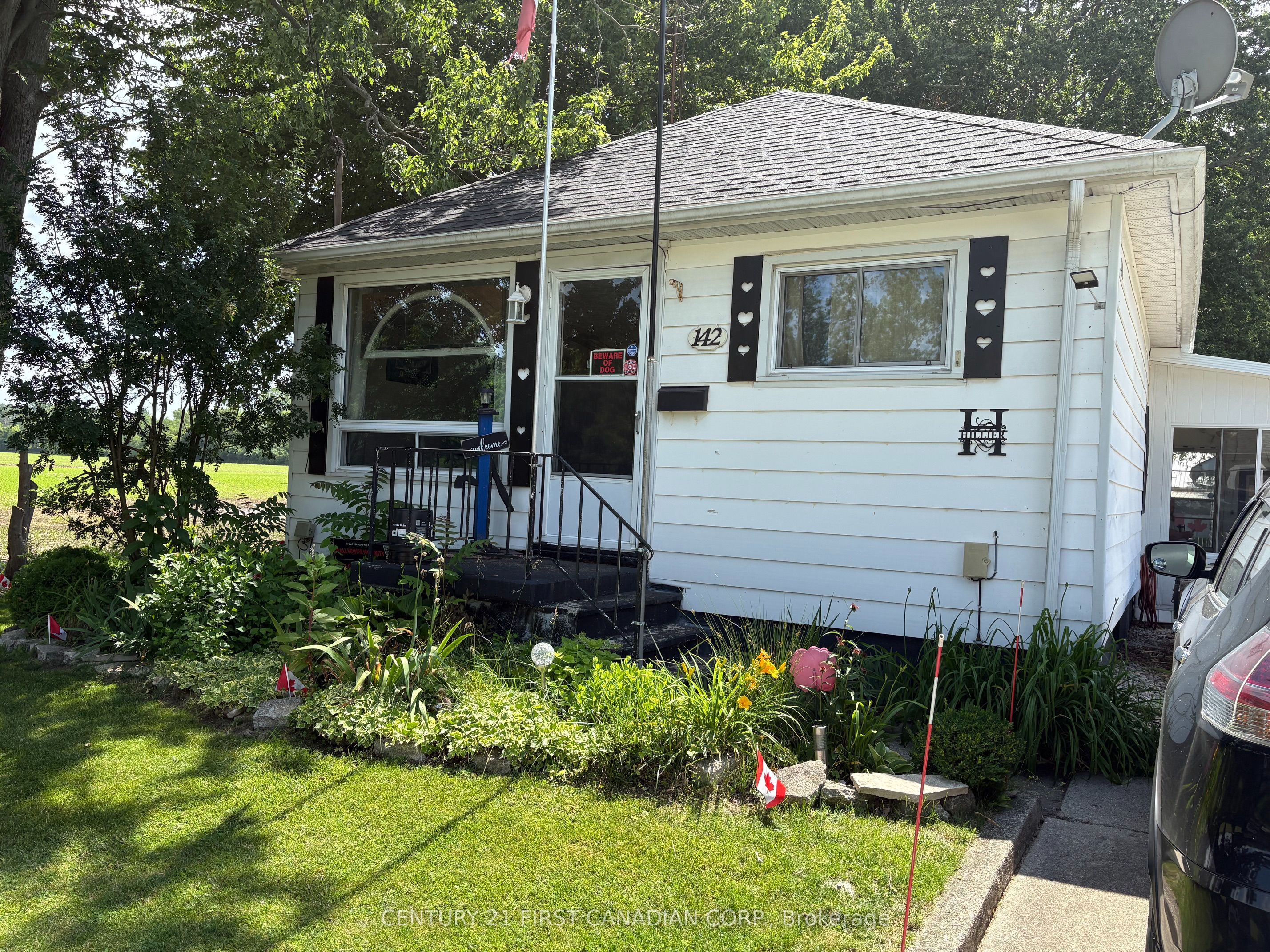 142 Frederic Street W, West Elgin, ON N0L 2P0 photo 2