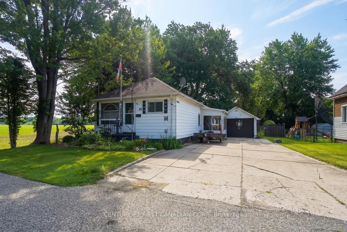 142 Frederic Street W, West Elgin, ON N0L 2P0 photo 5