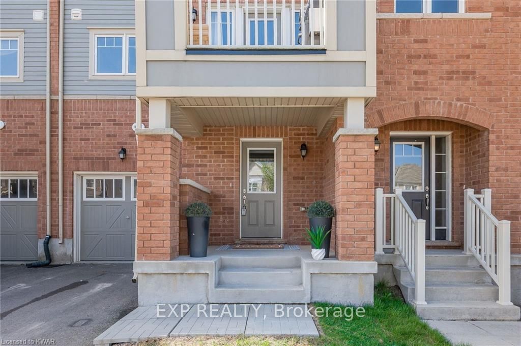 8 Stratus Street, Kitchener, ON N2R 0K6 photo 2
