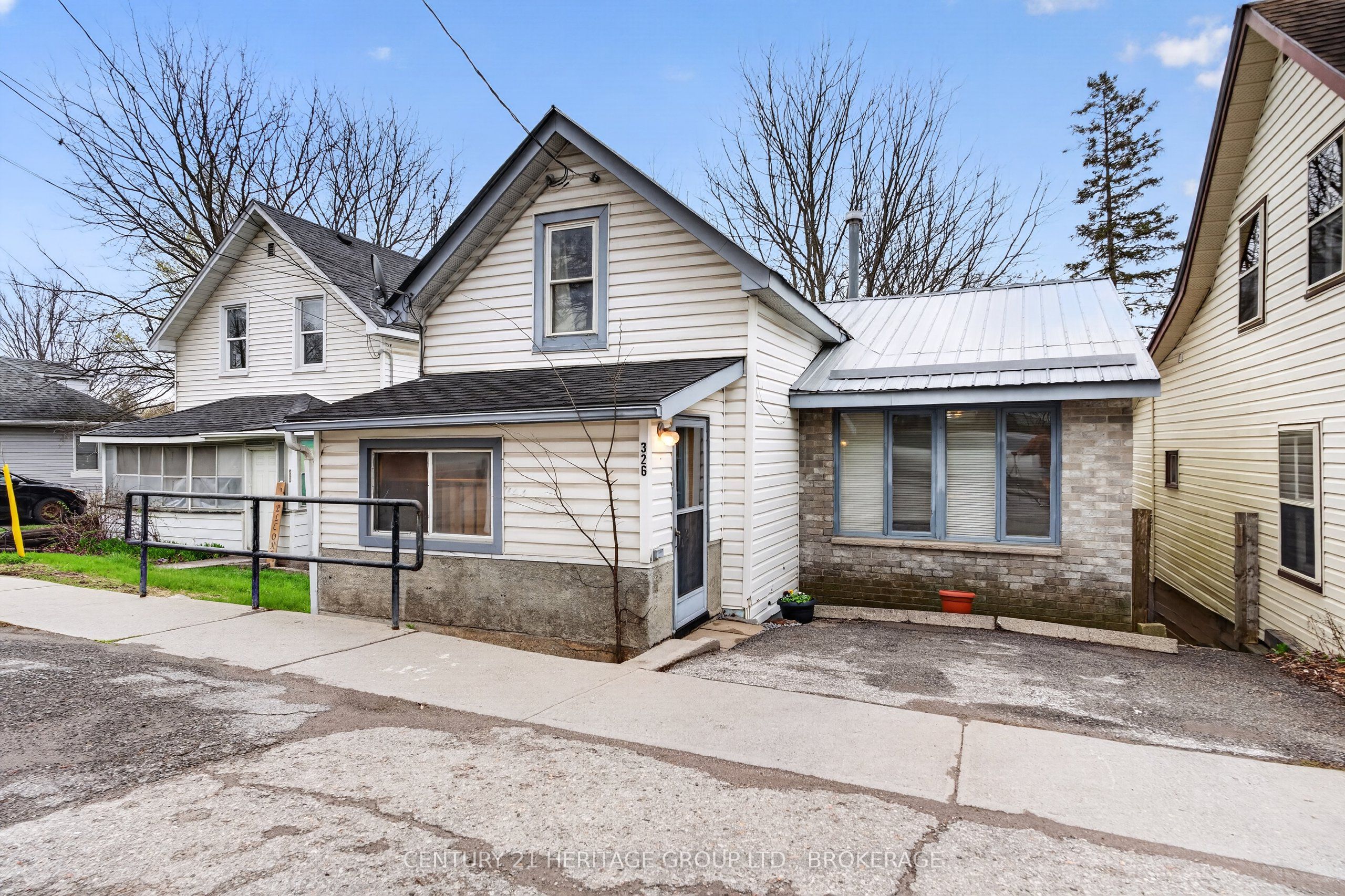 326 DUNDAS Street, Deseronto, ON K0K 1X0 photo 2