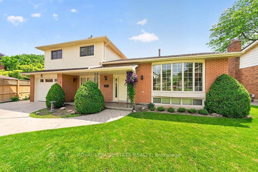 7 Elizabeth Court, Hamilton, ON L8S 2P5 photo 5