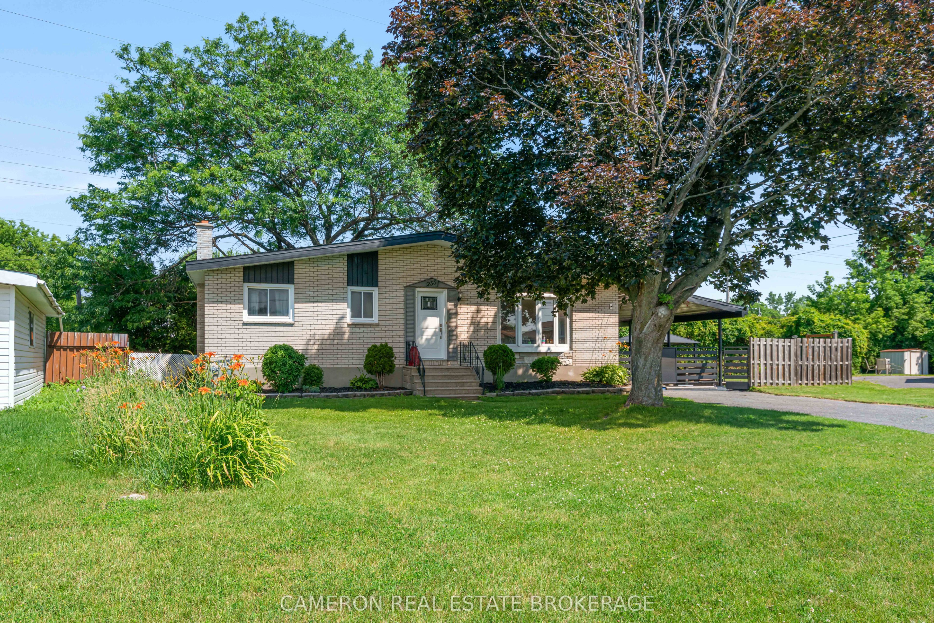 255 Laframboise Avenue, Cornwall, ON K6H 3E6
