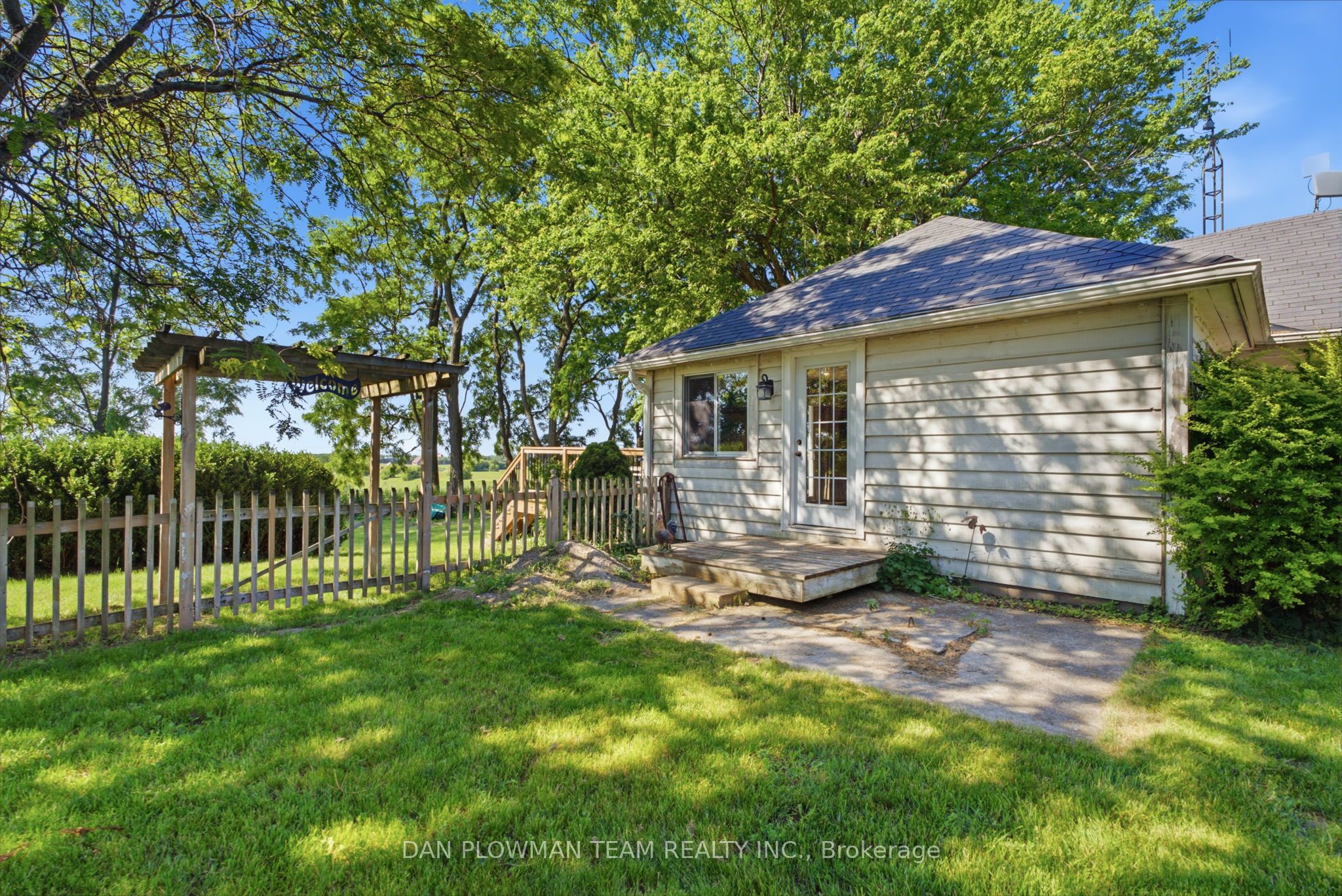 953 County 2 Road, Port Hope, ON L1A 3V7 photo 2