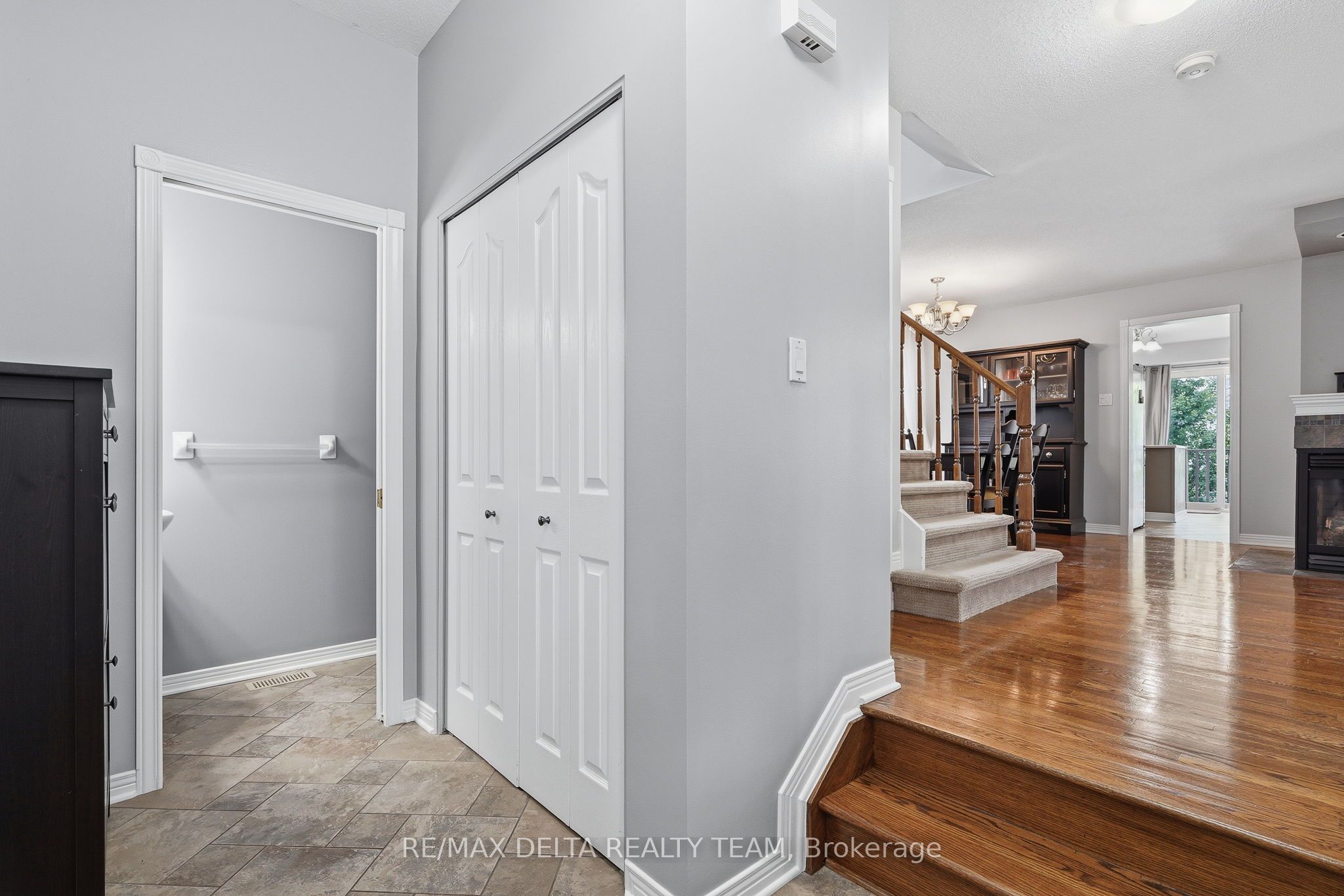 1130 Marchant Drive, Orleans - Cumberland and Area, ON K4A 4A7 photo 5