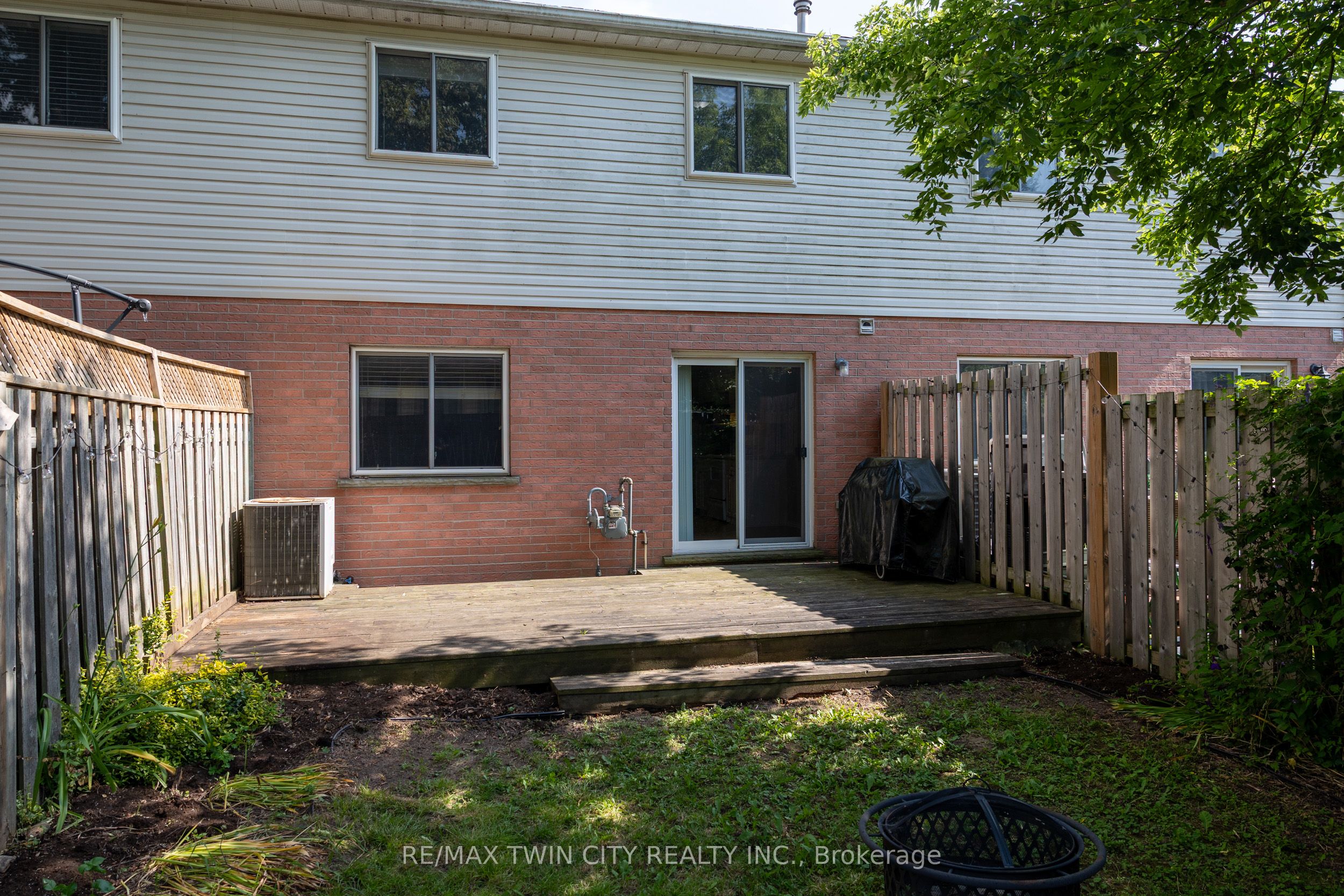 7 GRAYSTONE Court, Brant, ON N3L 3Y1 photo 4