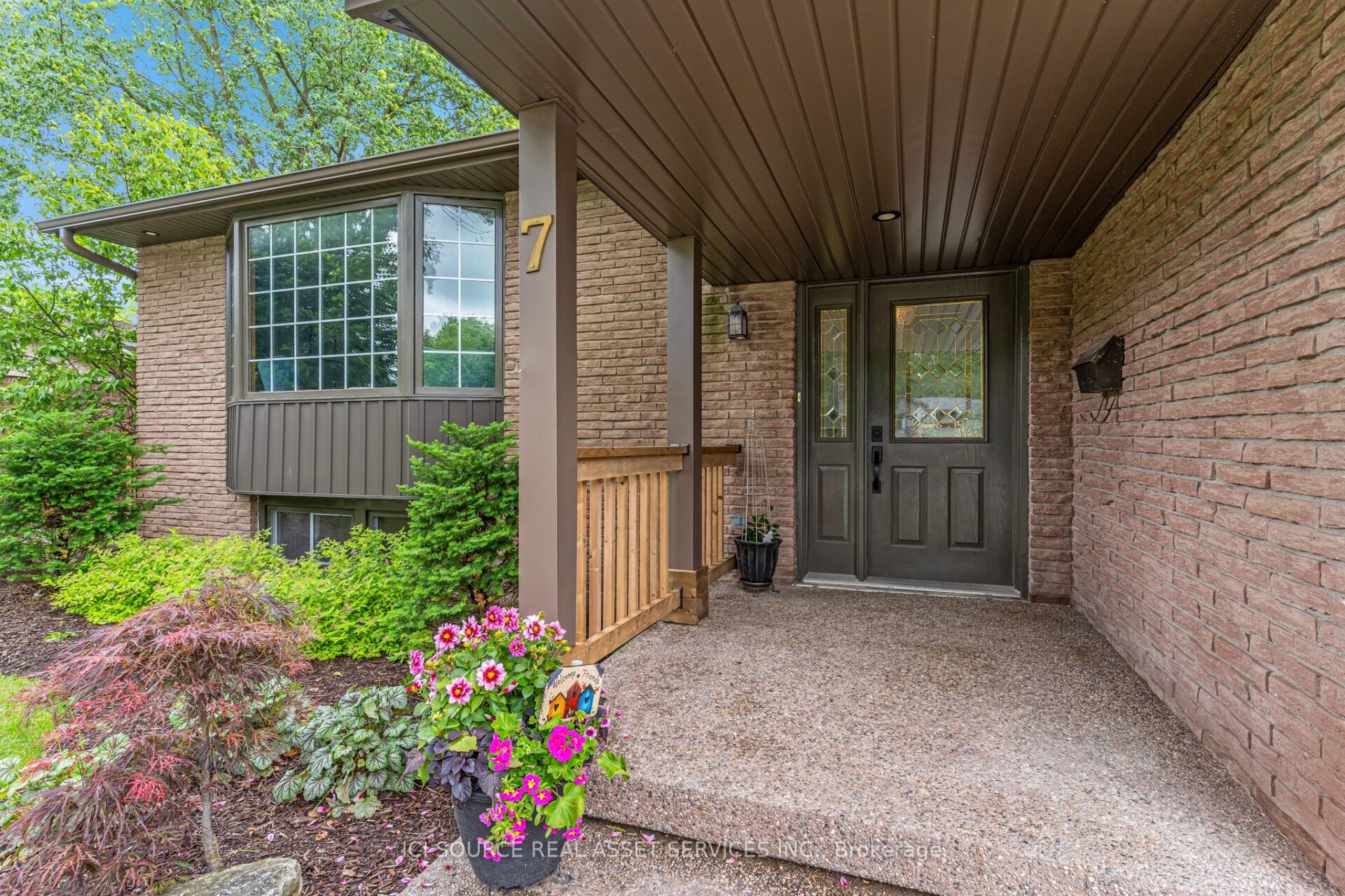 7 Blue Heron Court, Woolwich, ON N3B 1S6 photo 3