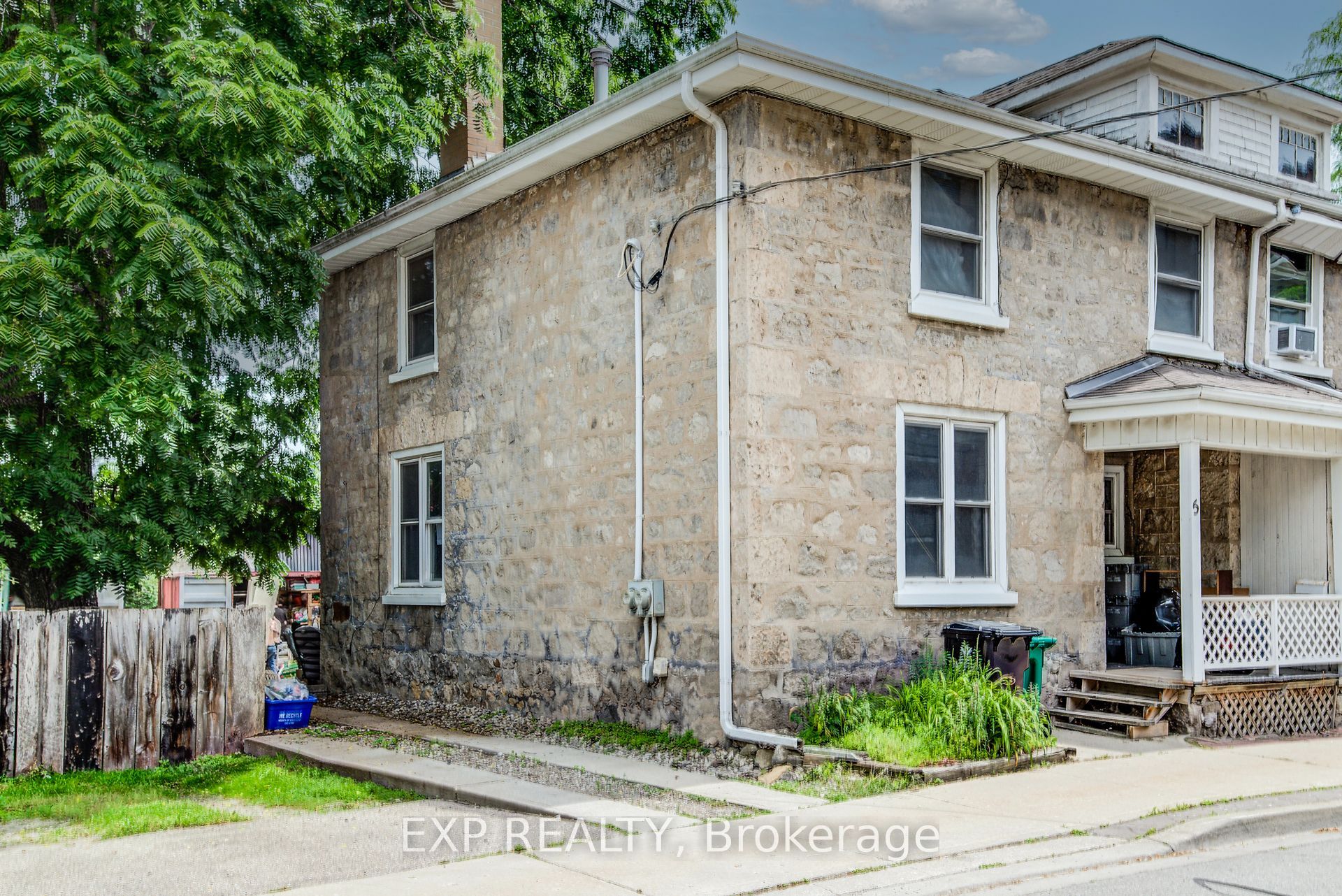 5 George Street S, Waterloo, ON N1S 2N3 photo 2