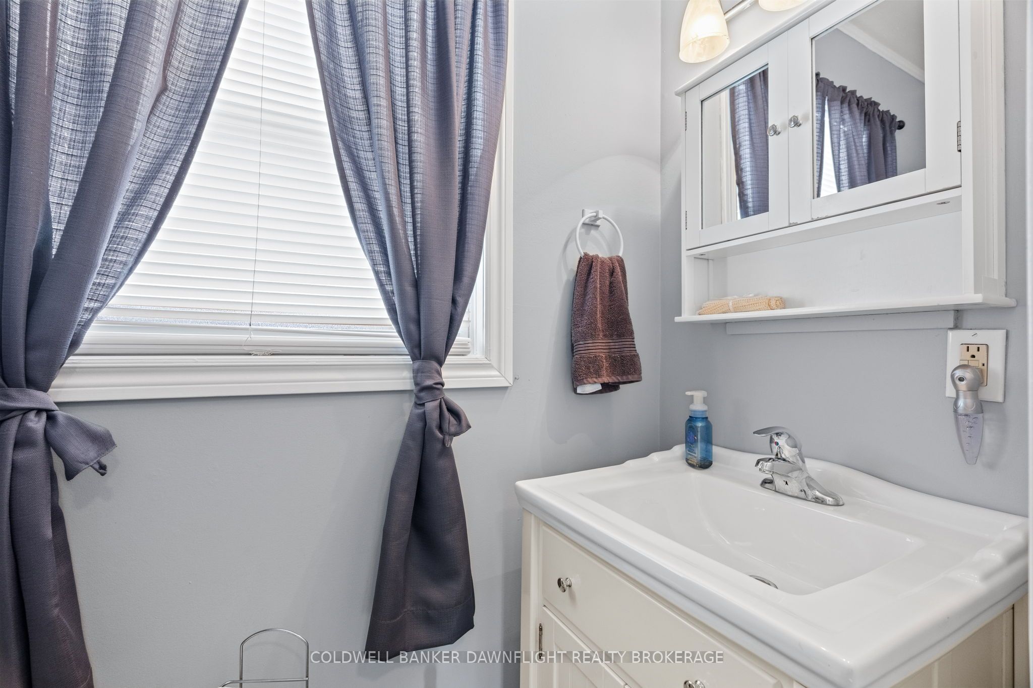115 Columbia Drive, South Huron, ON N0M 1Y0 photo 4