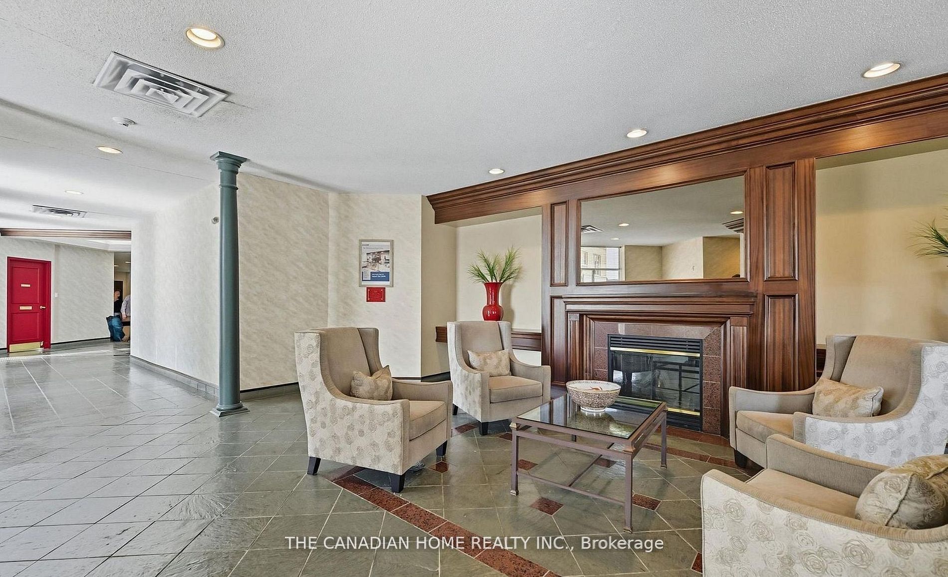 8111 Forest Glen Drive 332, Niagara Falls, ON L2H 2Y7 photo 4