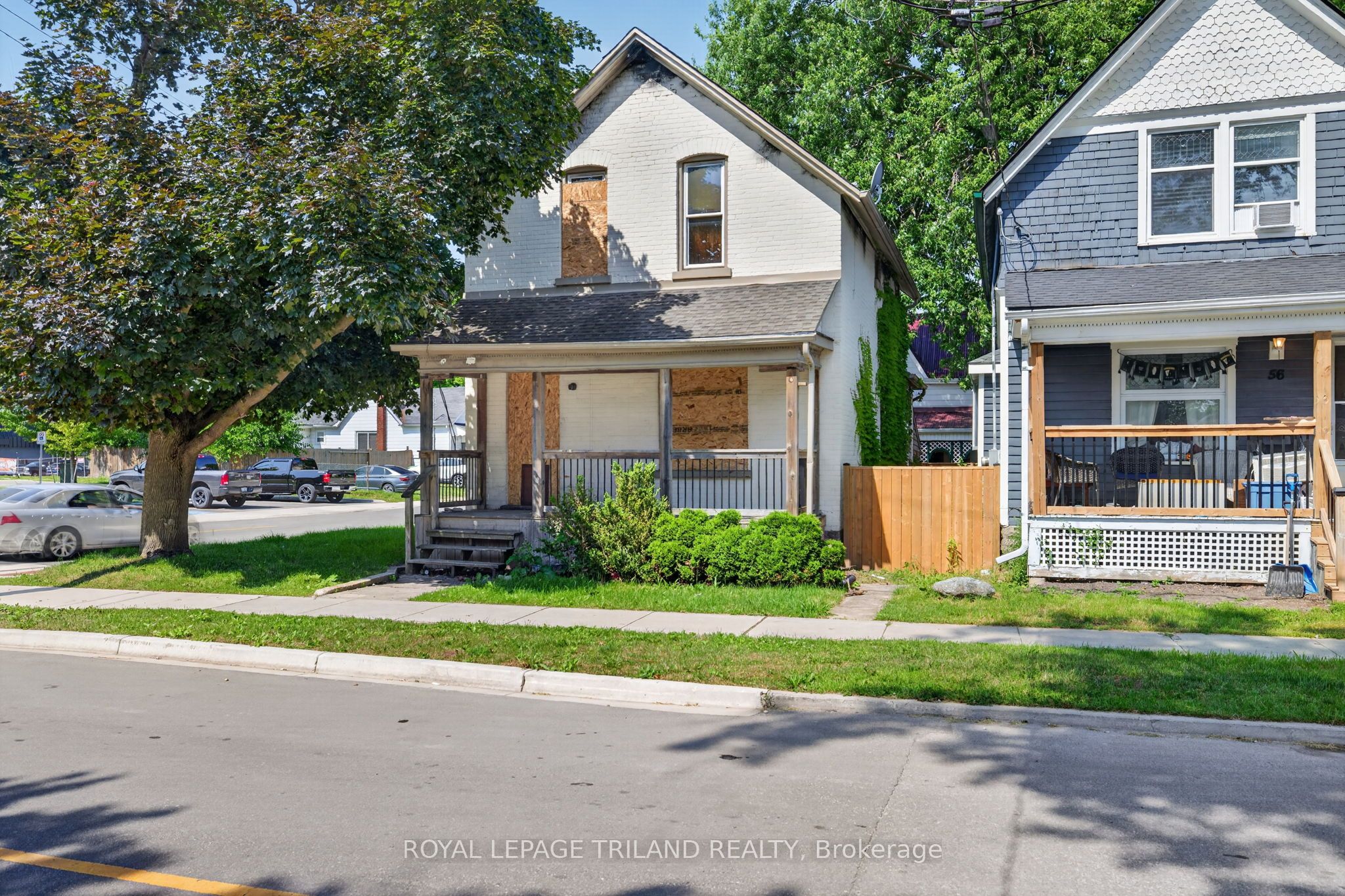 54 St Catharine Street, St. Thomas, ON N5P 2W1