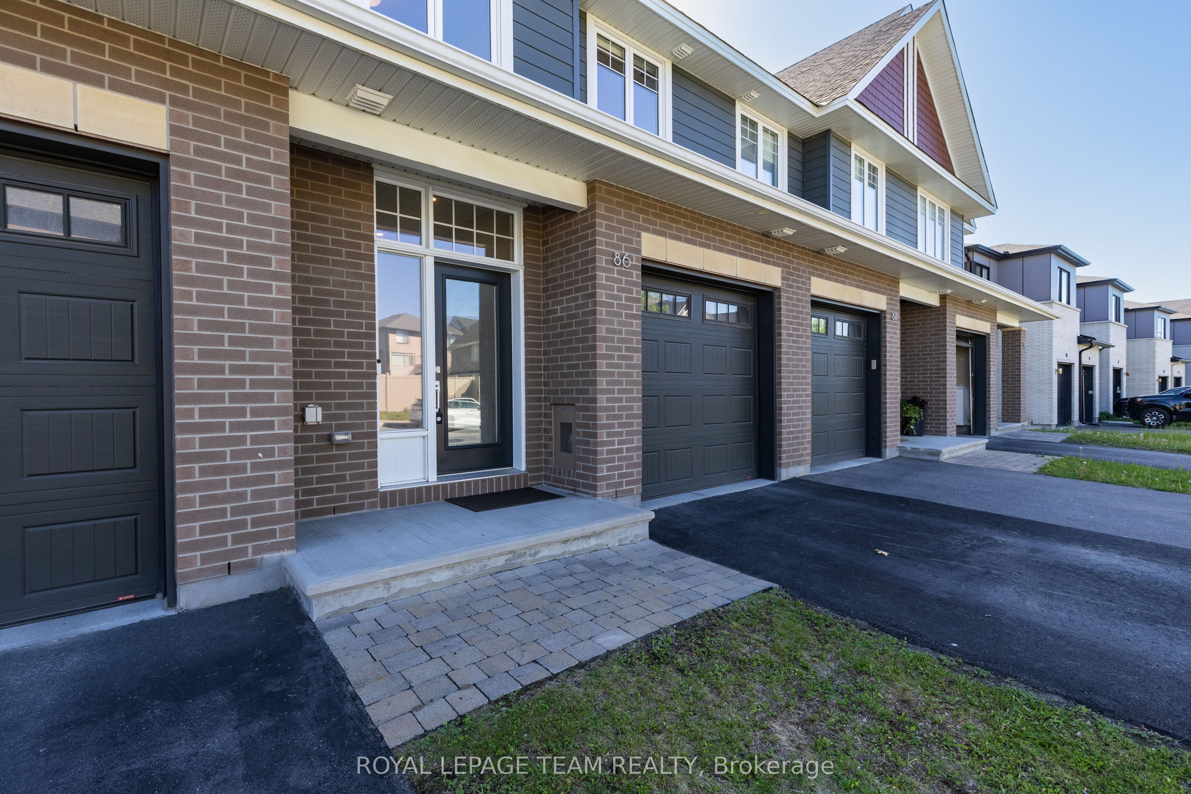 86 Escarpment Crescent, Kanata, ON K2T 0L8 photo 3