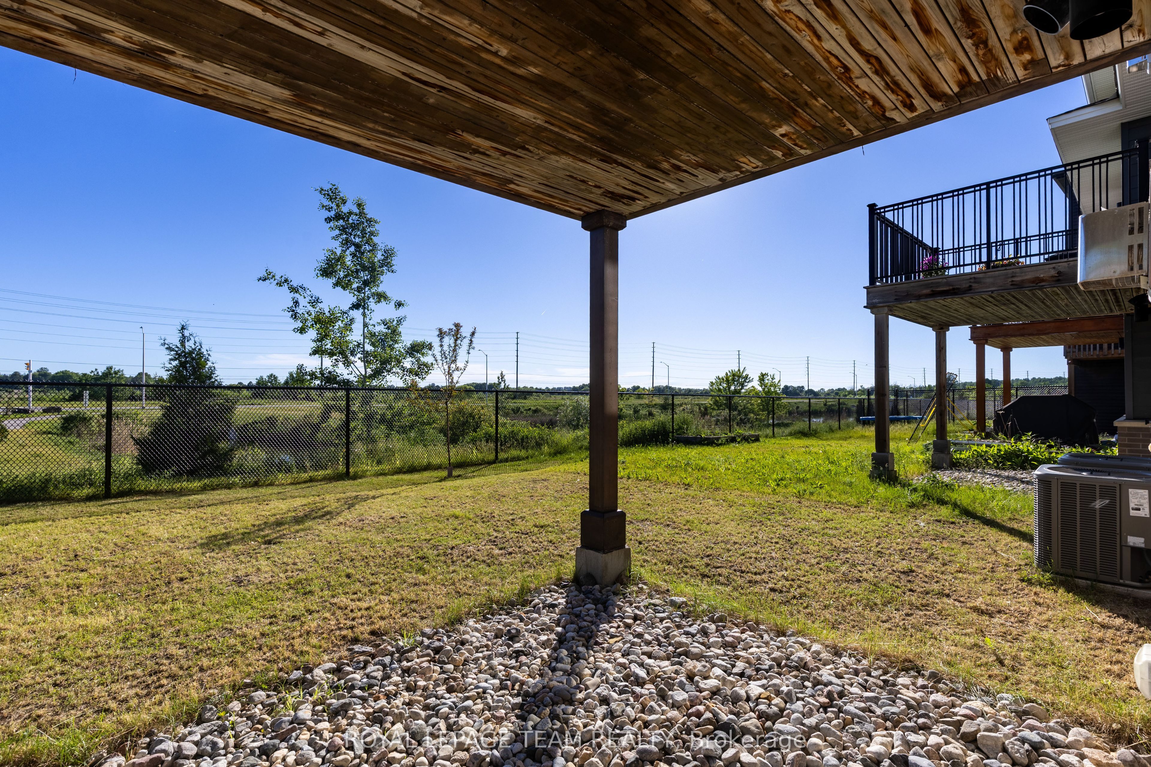 86 Escarpment Crescent, Kanata, ON K2T 0L8 photo 4