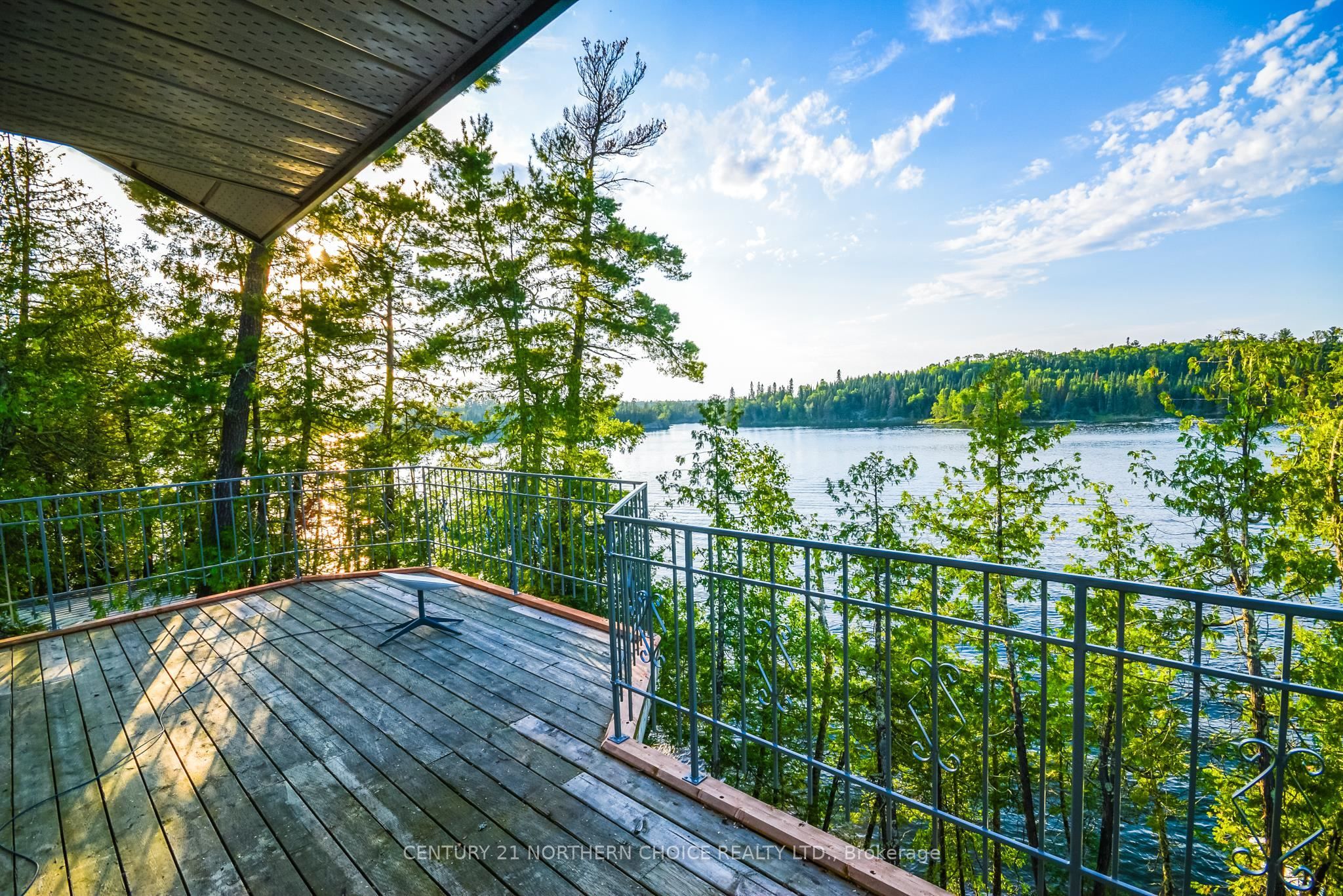 5 Whiskey Jack Way, Kenora Remote Area, ON P0X 1C0