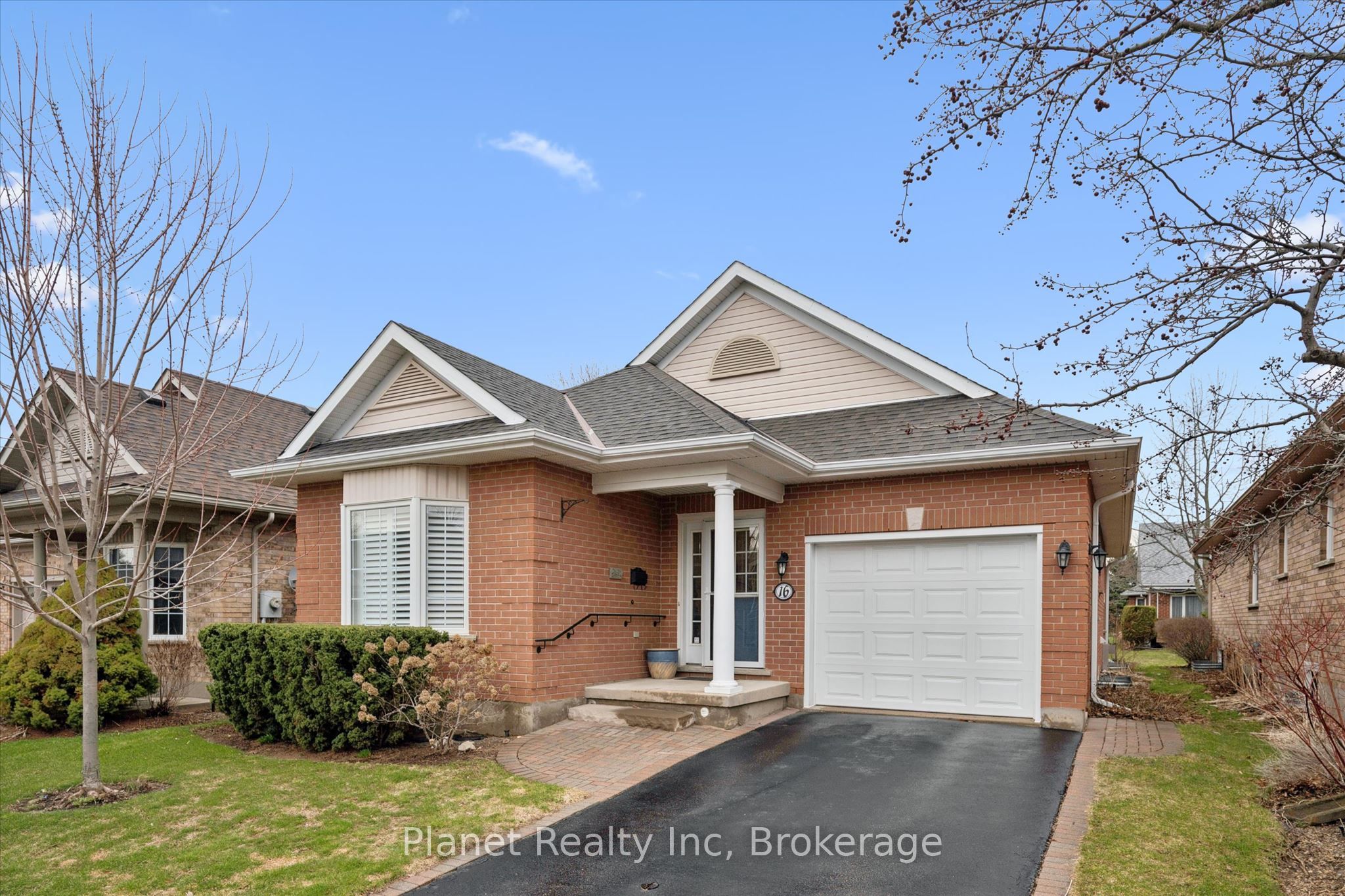 16 Winterberry Lane, Guelph, ON N1G 4X7 photo 2