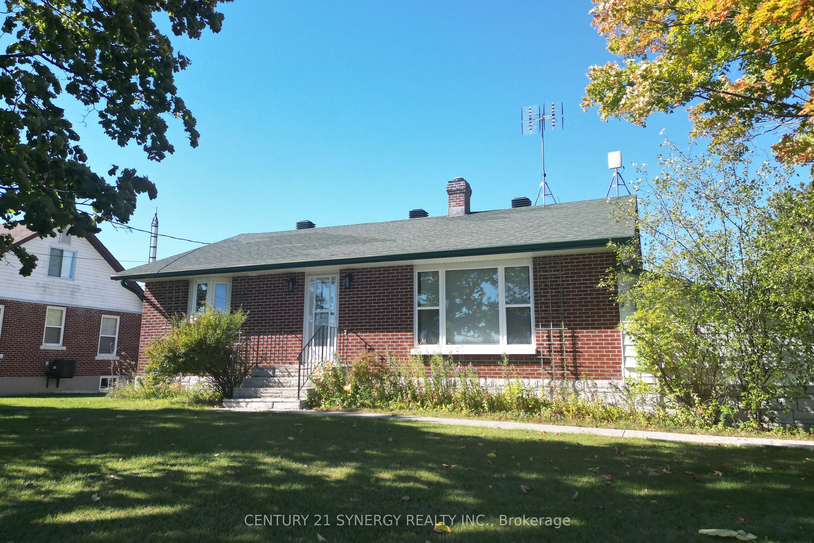 12009 Highway 15, Smiths Falls, ON K7A 4S7 photo 3