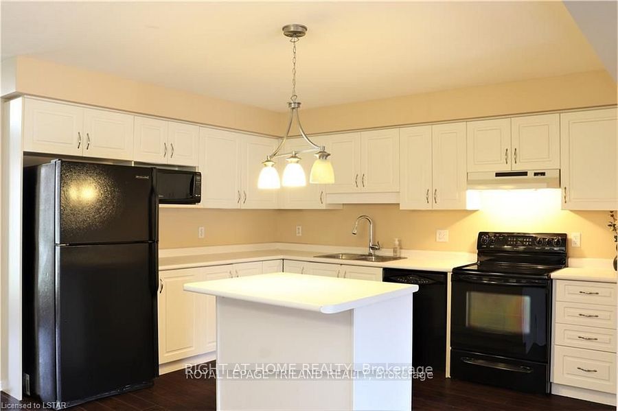 709 Silversmith Street, London North, ON N6H 5R8 photo 2