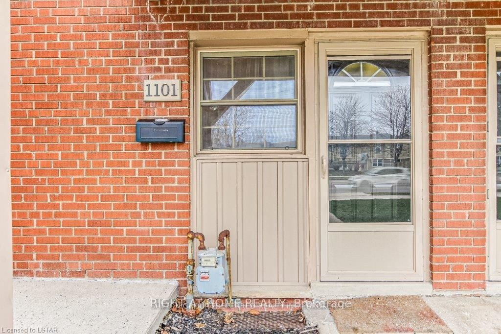 1101 Oxford Street W, London North, ON N6H 1V6 photo 3