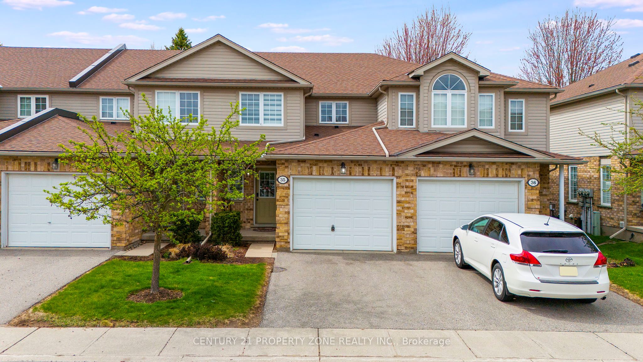 210 DAWN Avenue 35, Guelph, ON N1G 5L5
