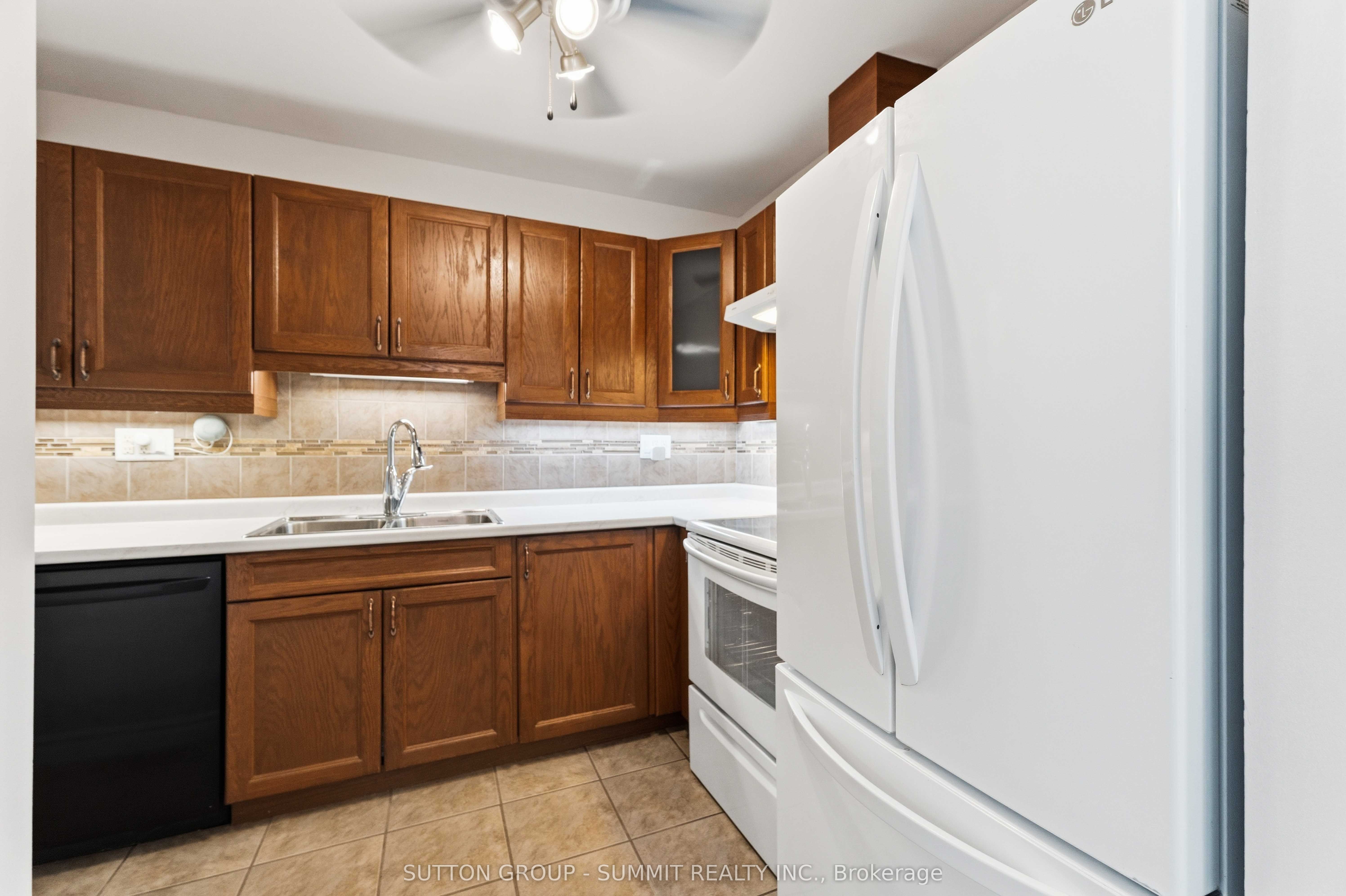 1396 UPPER OTTAWA Street 27, Hamilton, ON L8W 1R1 photo 5
