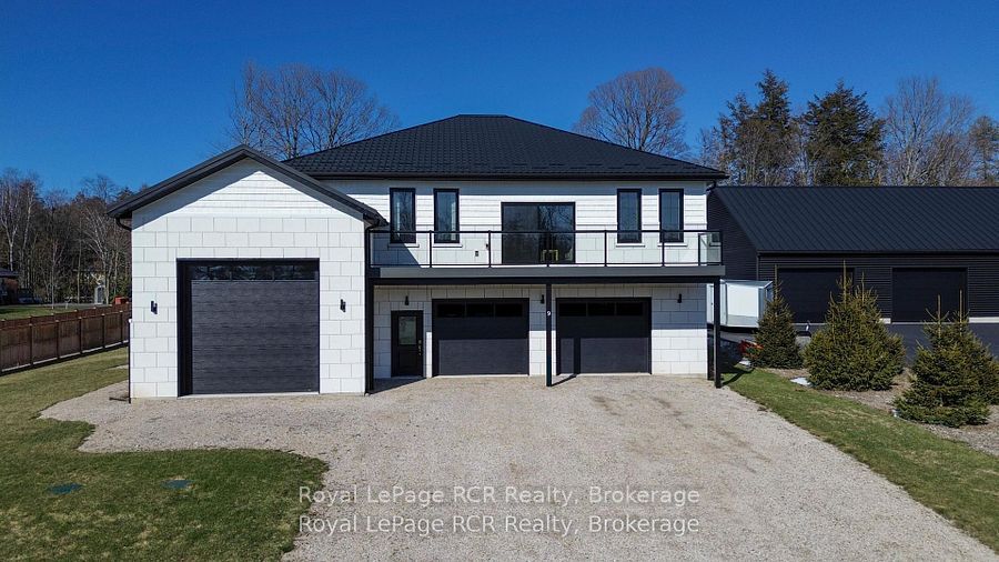 9 Sunset Place, Huron-Kinloss, ON N0G 2R0