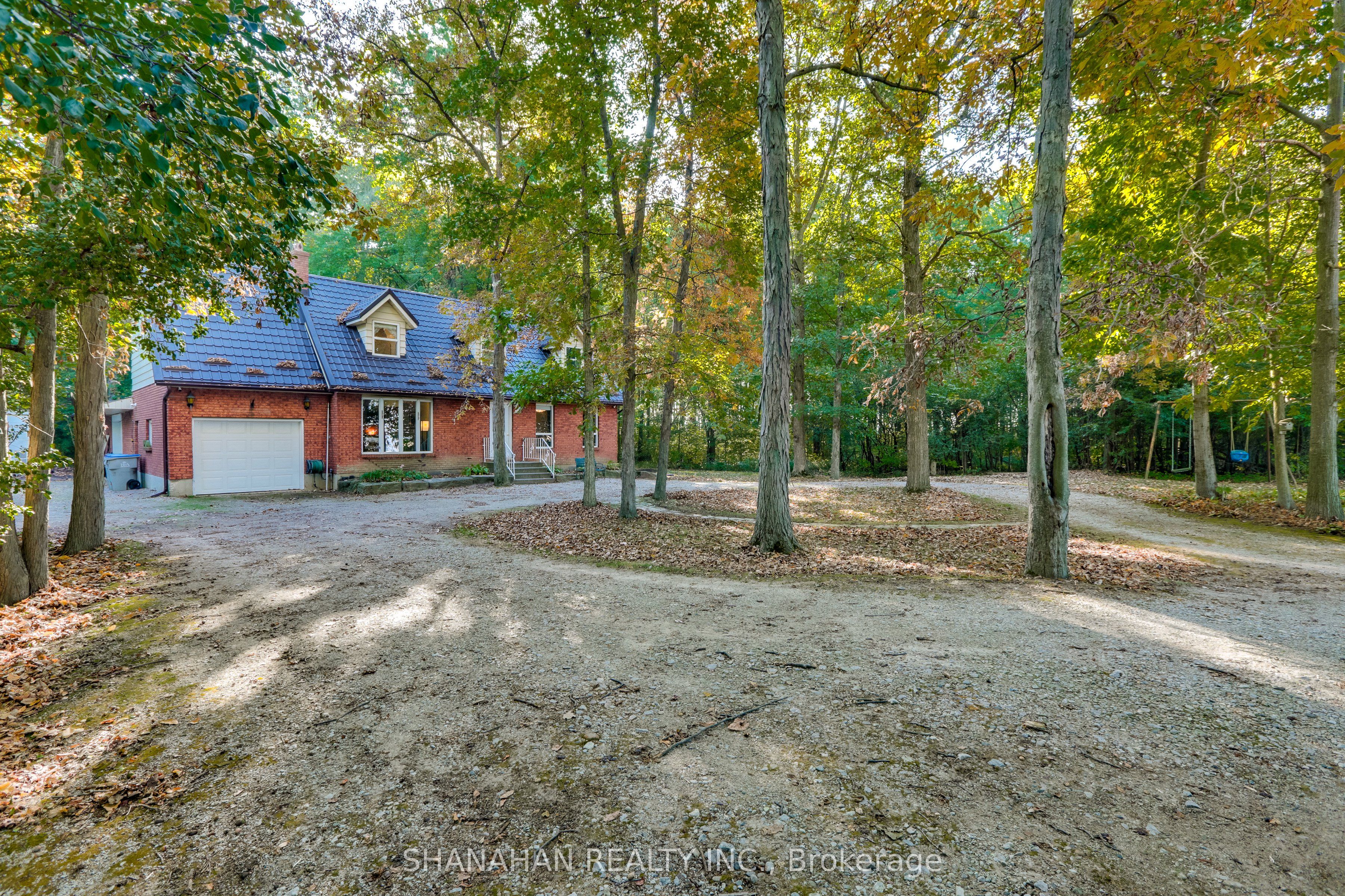 4690 Forest Road, Brooke-Alvinston, ON N0M 2S0 photo 3