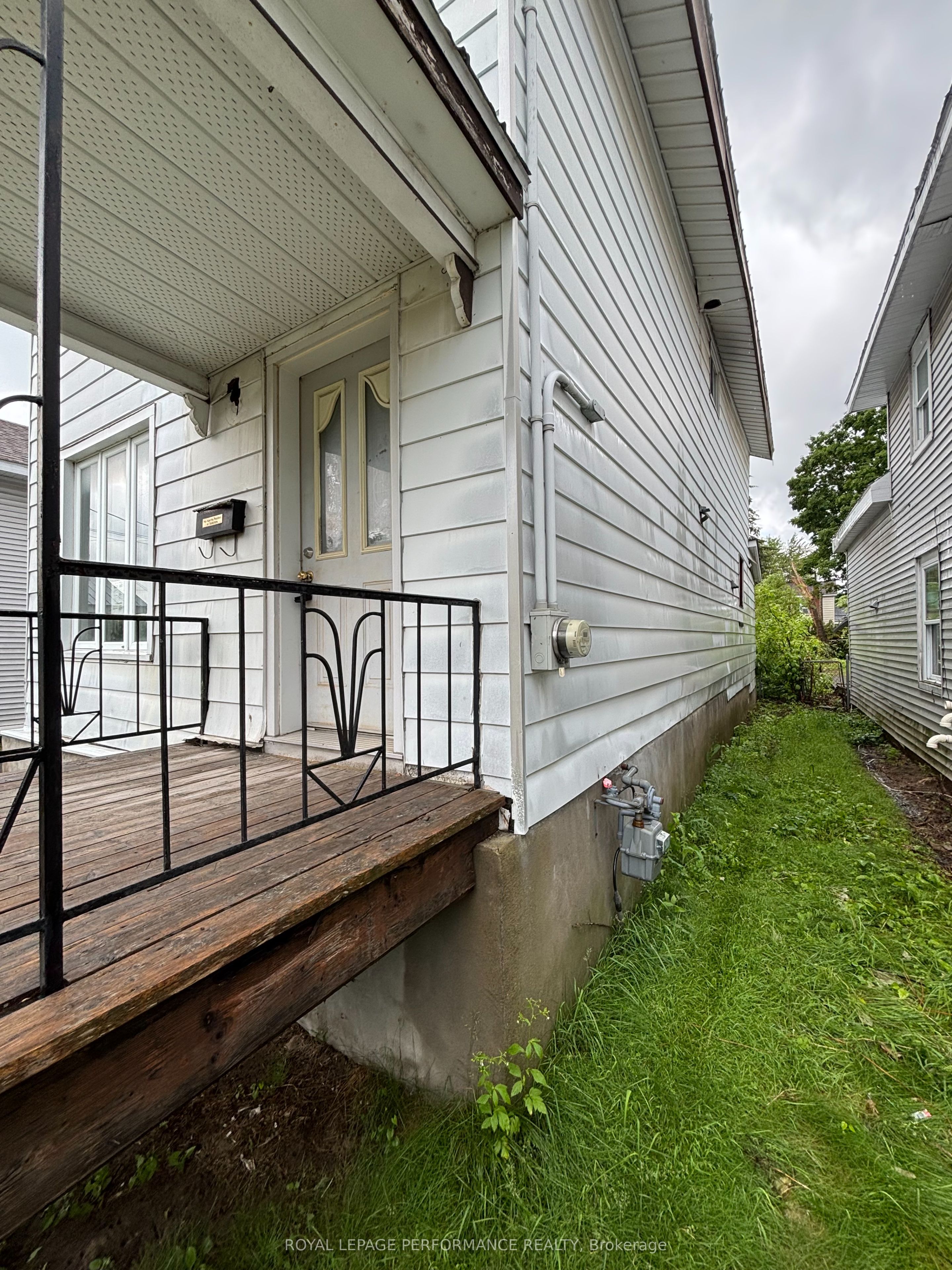 308 Genevieve Street, Hawkesbury, ON K6A 2L9 photo 3