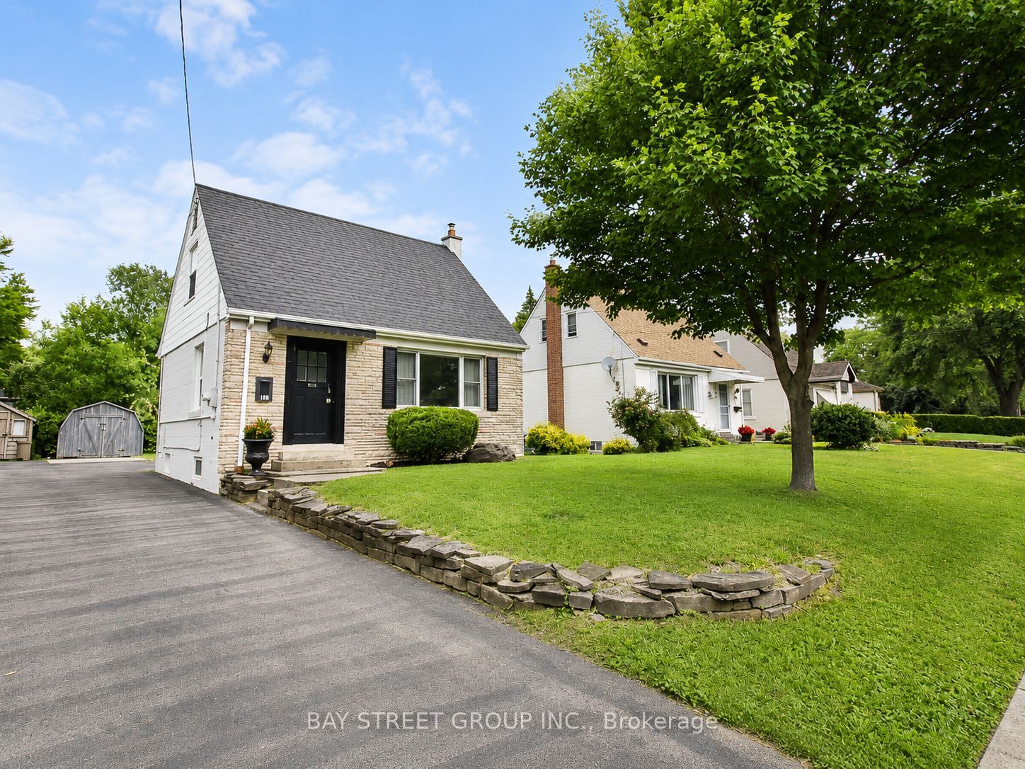 188 Haddon Avenue S, Hamilton, ON L8S 1Y1