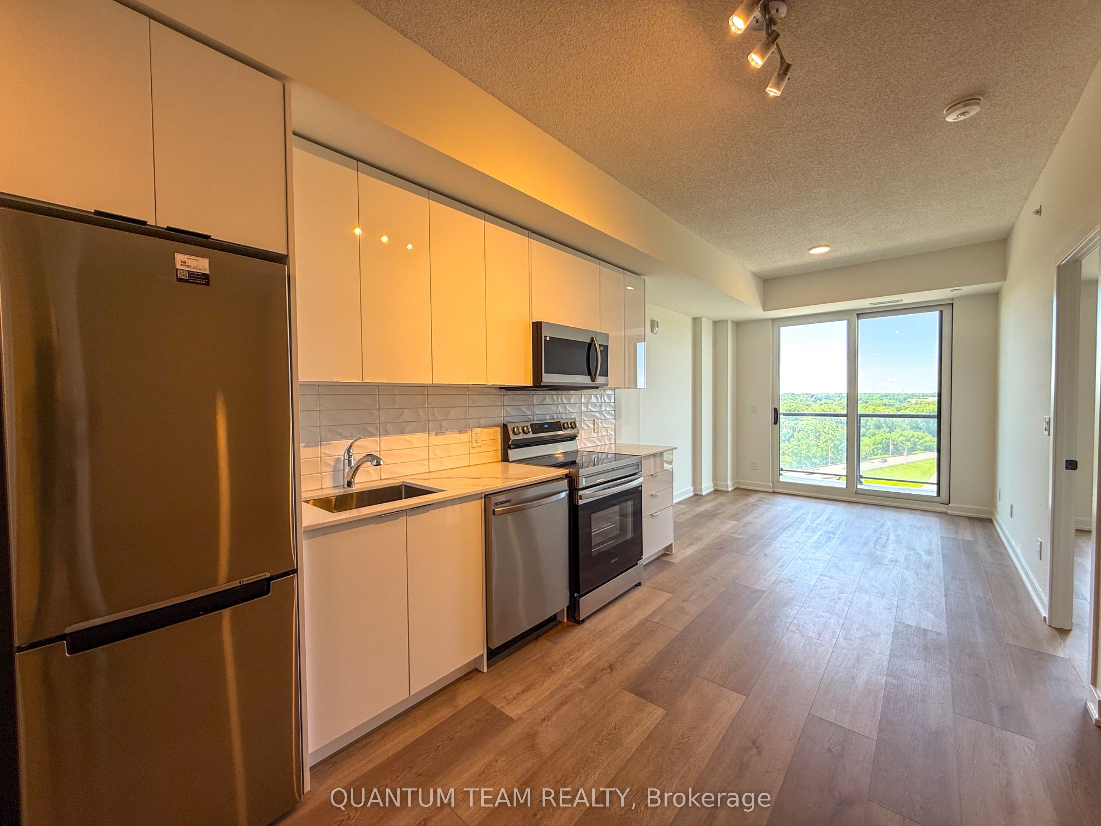 33 Erie Avenue 1314, Brantford, ON N3S 2E7 photo 4