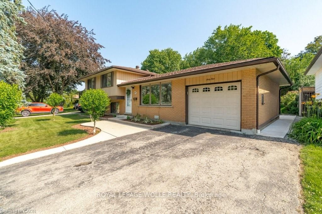 64 Warren Road, Kitchener, ON N2M 4T4 photo 3