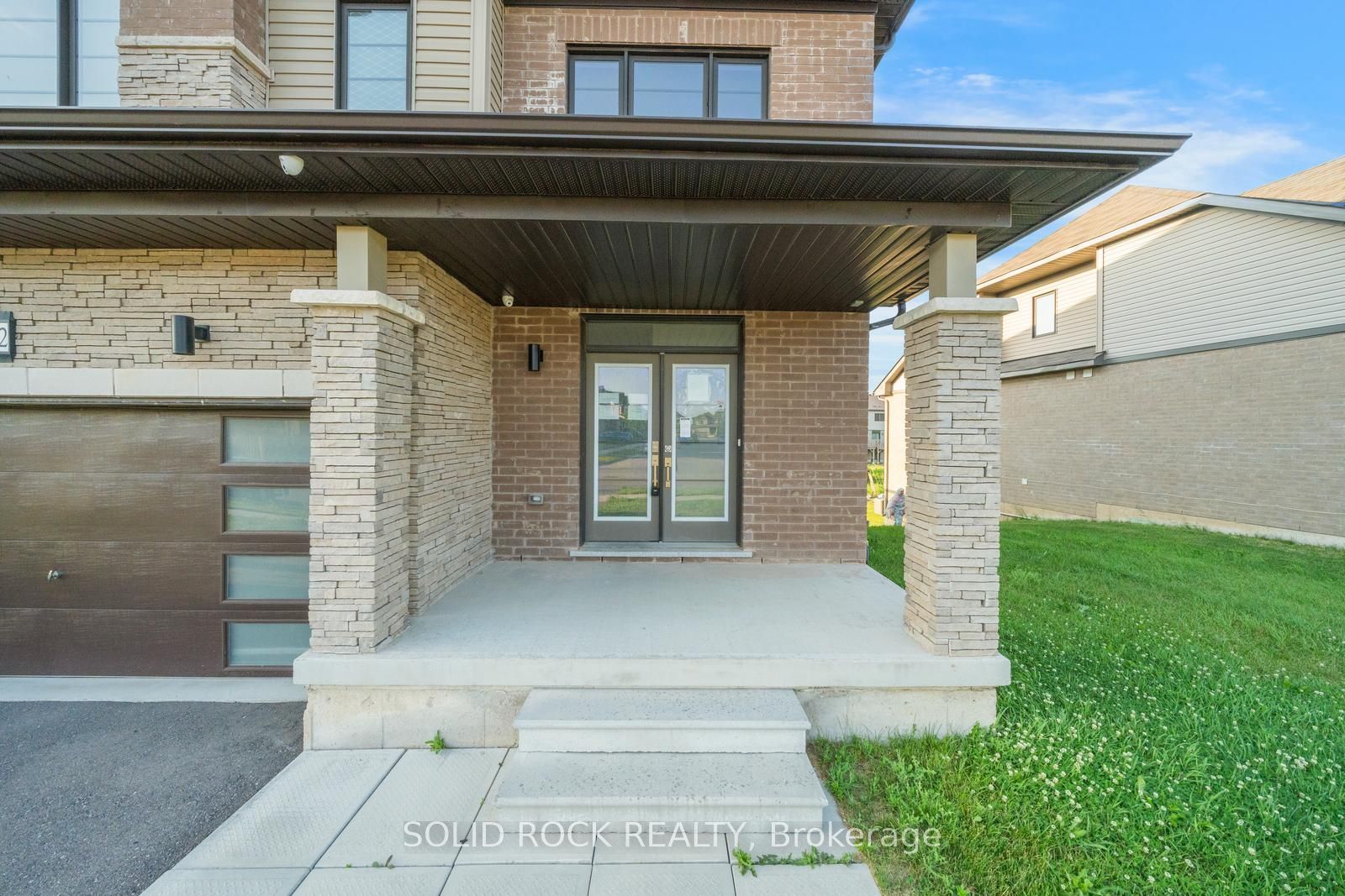 52 Explorer Way, Thorold, ON L2V 0K3 photo 3