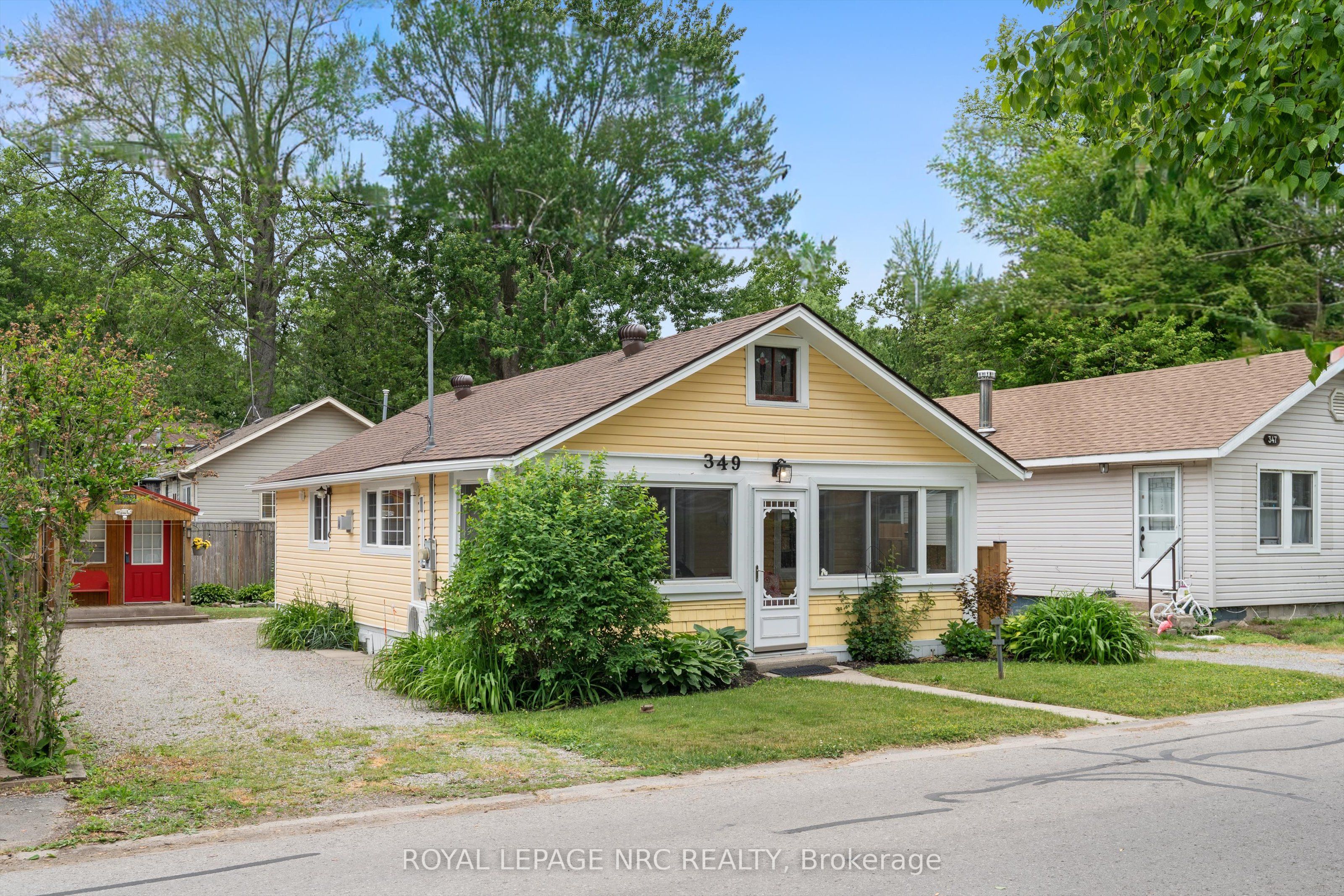 349 Elmwood Avenue, Fort Erie, ON L0S 1B0 photo 2