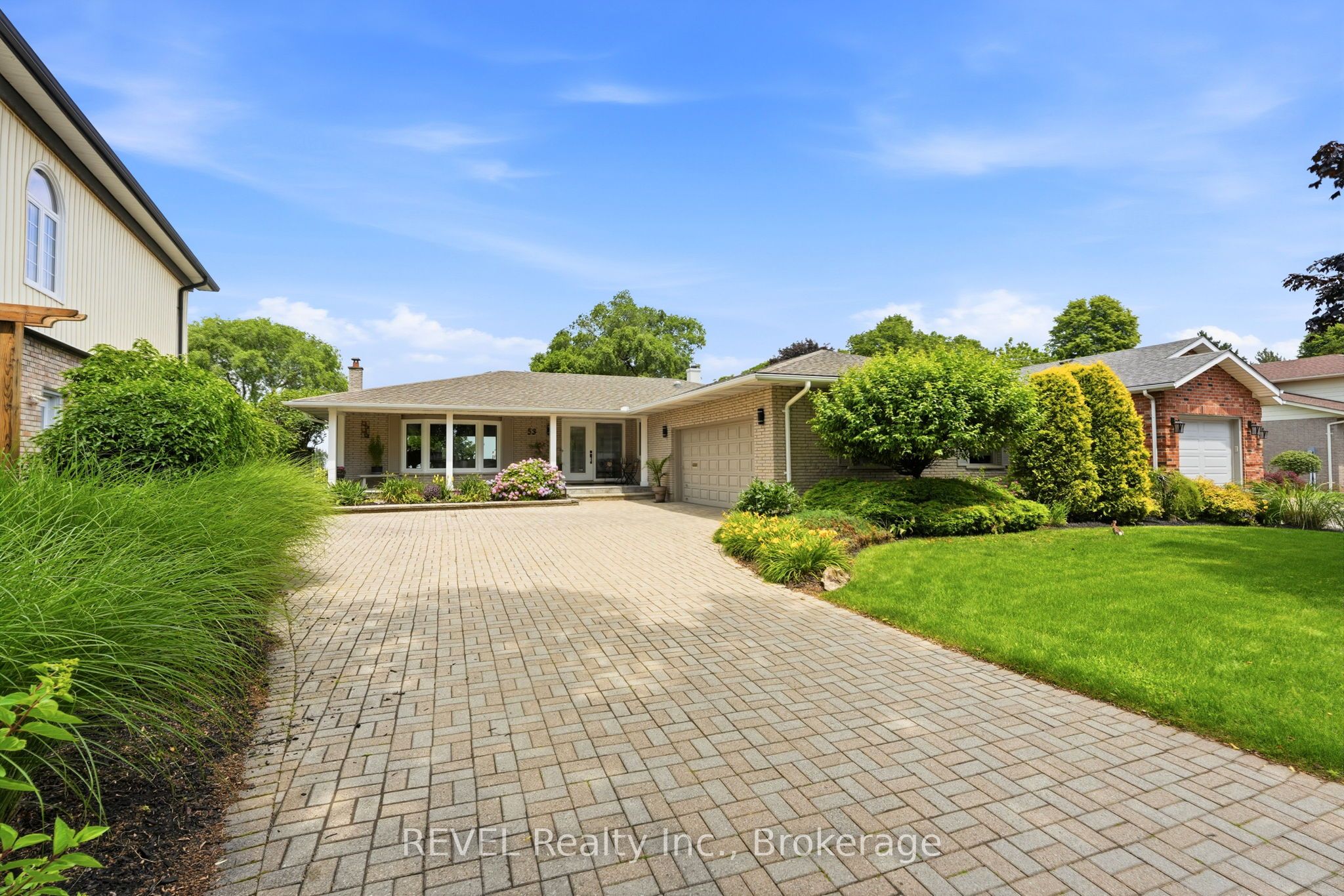 53 Beachview Drive, St. Catharines, ON L2N 3W4