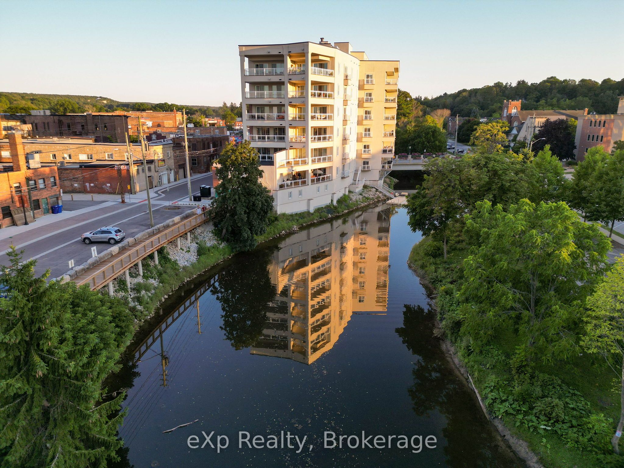 80 9th Street E 203, Owen Sound, ON N4K 1N4 photo 3