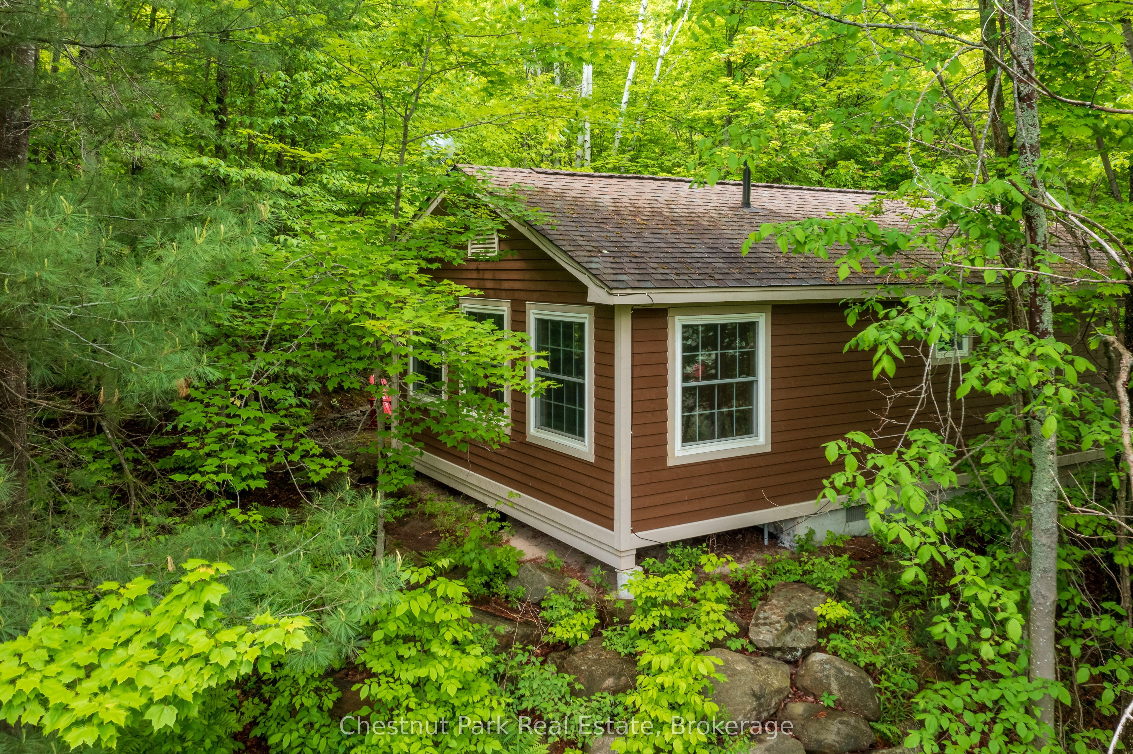 1052 Rat Bay 103-1 Road, Lake of Bays, ON P1H 2J6