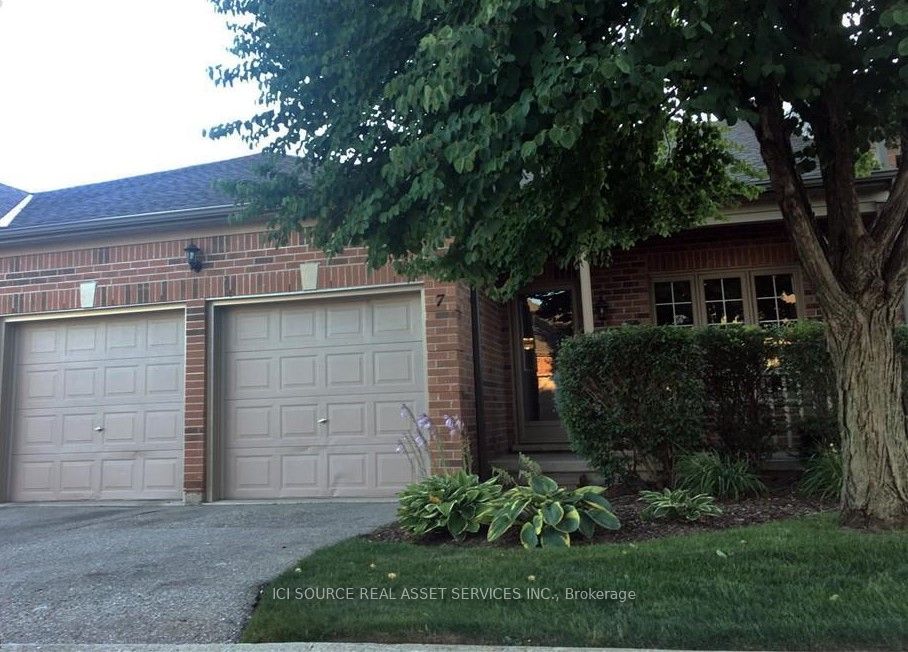 205 North Centre Road 7, London North, ON N5X 4E2