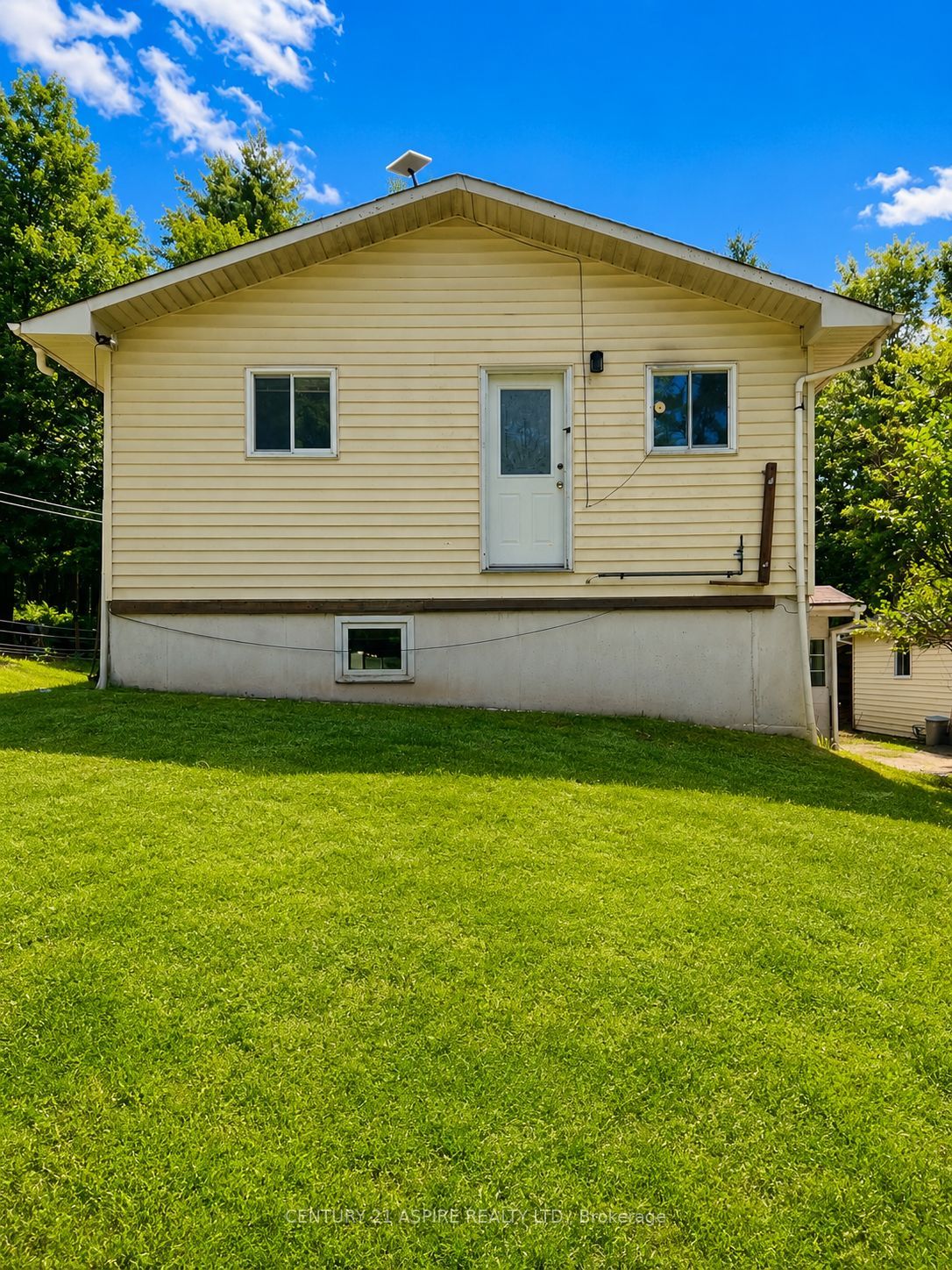 202 Brydges Road, Greater Madawaska, ON K0J 1G0 photo 4