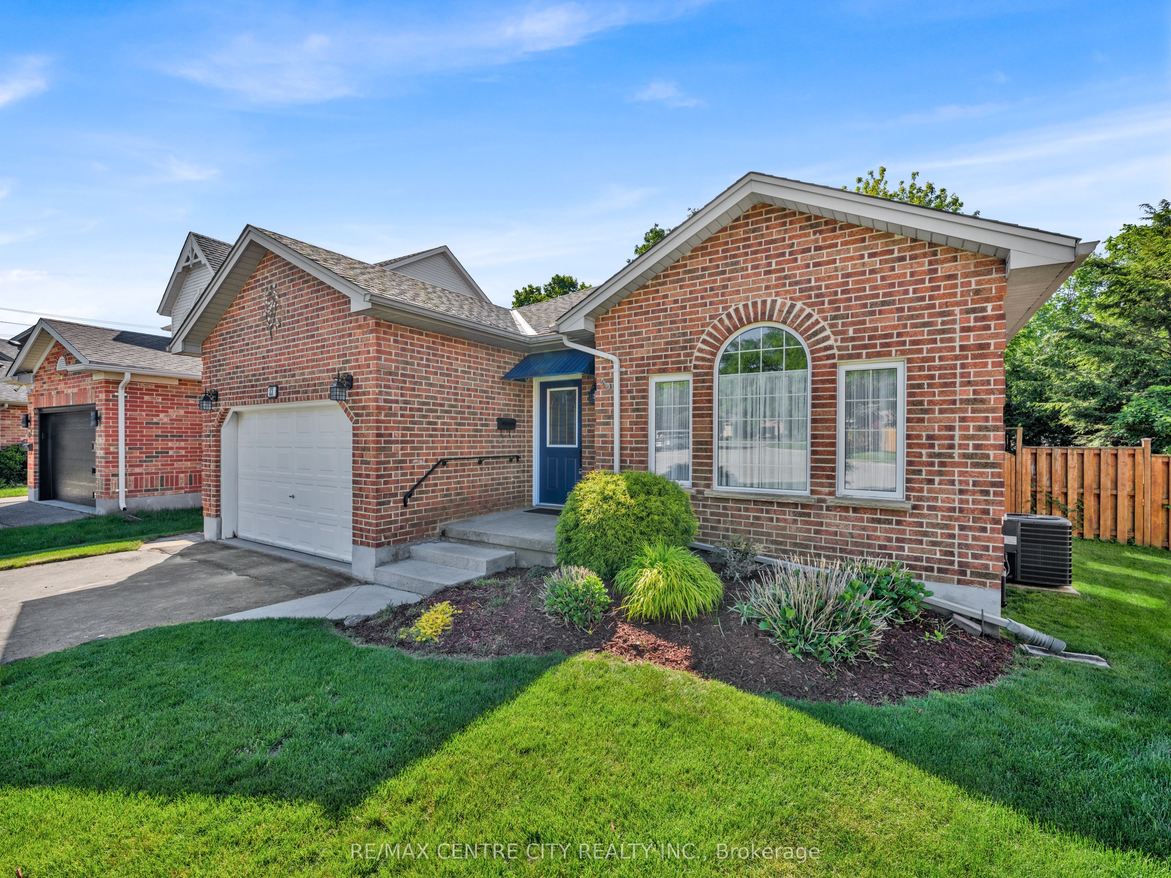 23 Brimley Court, London North, ON N6H 5S3 photo 2