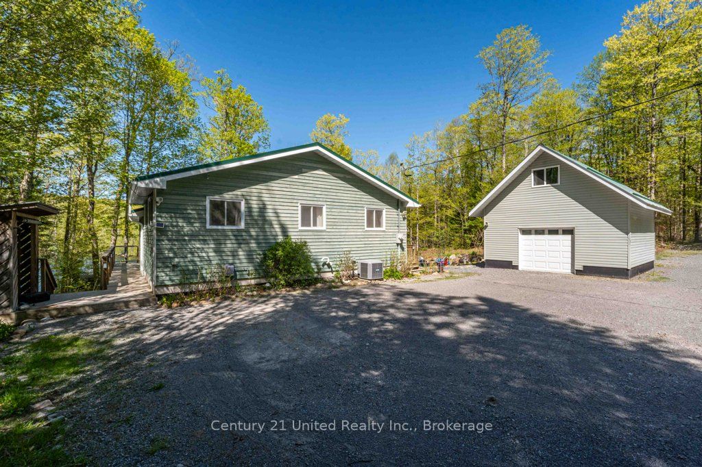 1120 Surveyor Drive, Highlands East, ON K0L 2Y0 photo 4