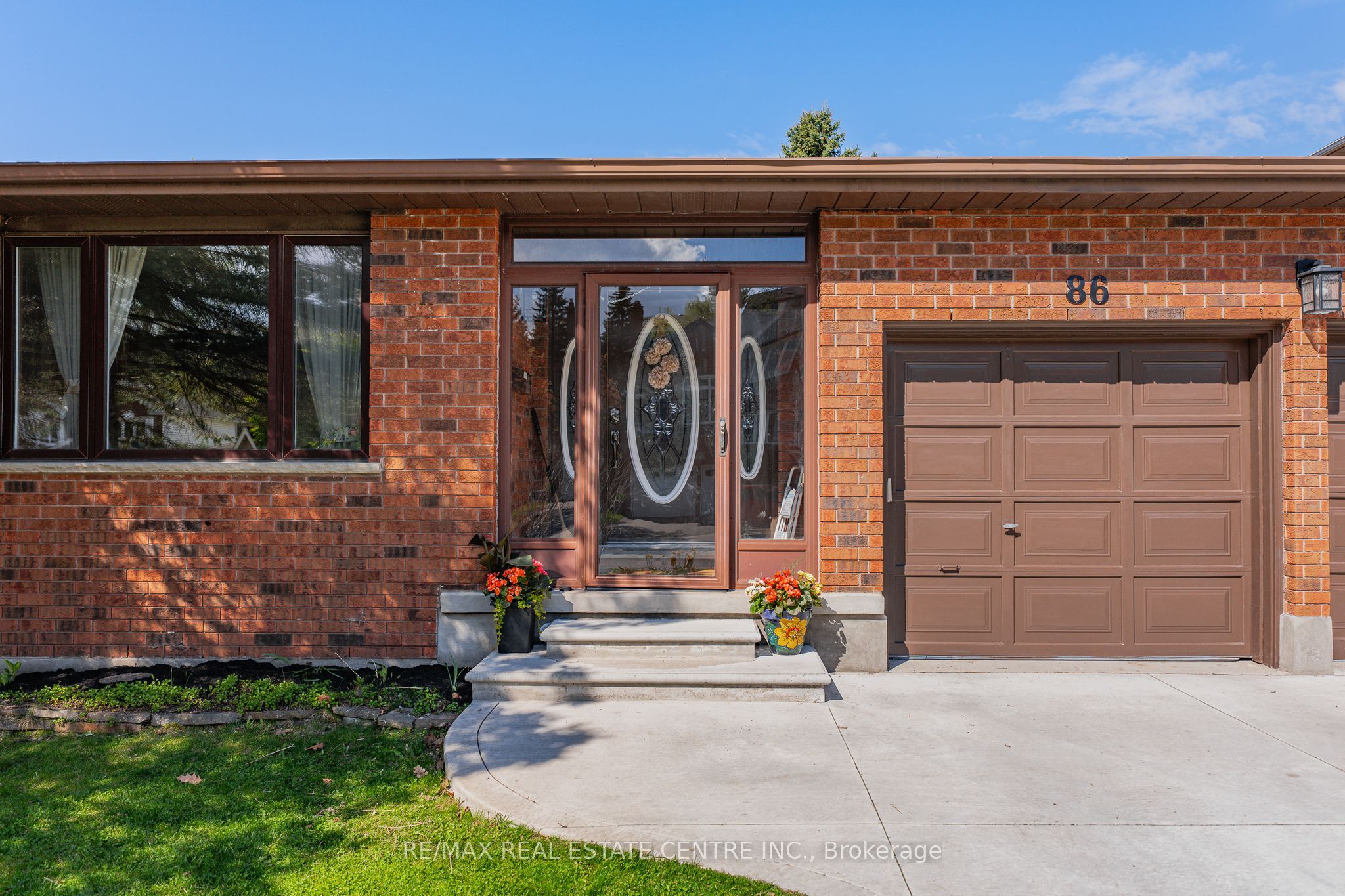 86 Chimney Hill Drive, Cambridge, ON N1T 1H3 photo 4
