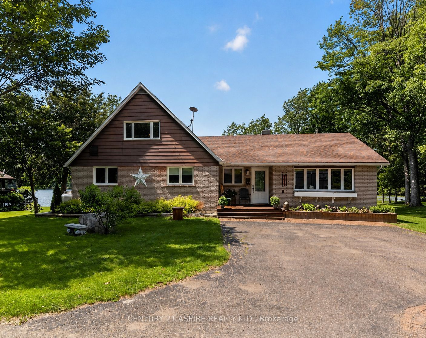 324 Rantz Road, Petawawa, ON K8H 2W8 photo 2