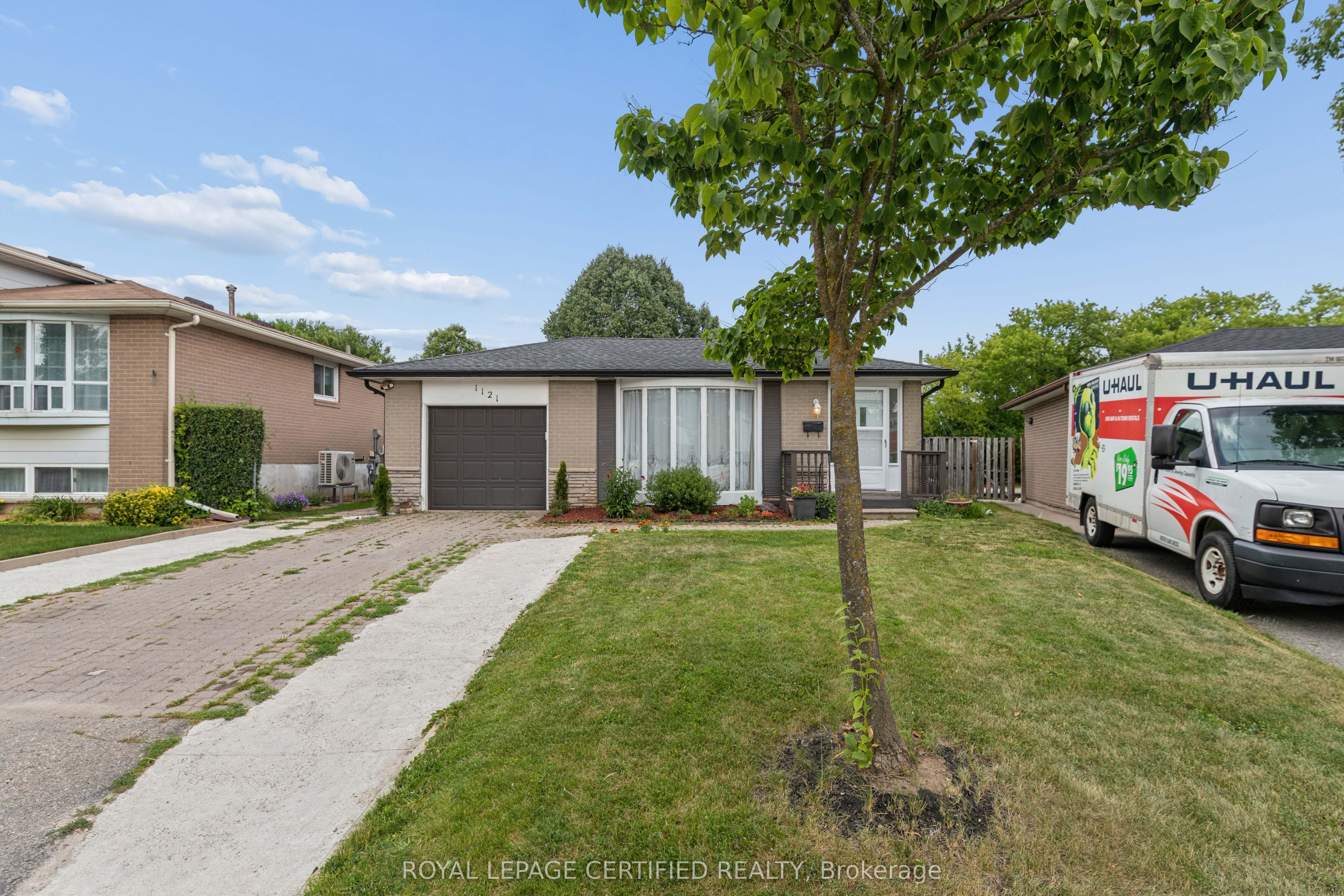 1121 Valentine Drive, Cambridge, ON N2H 2N9 photo 2