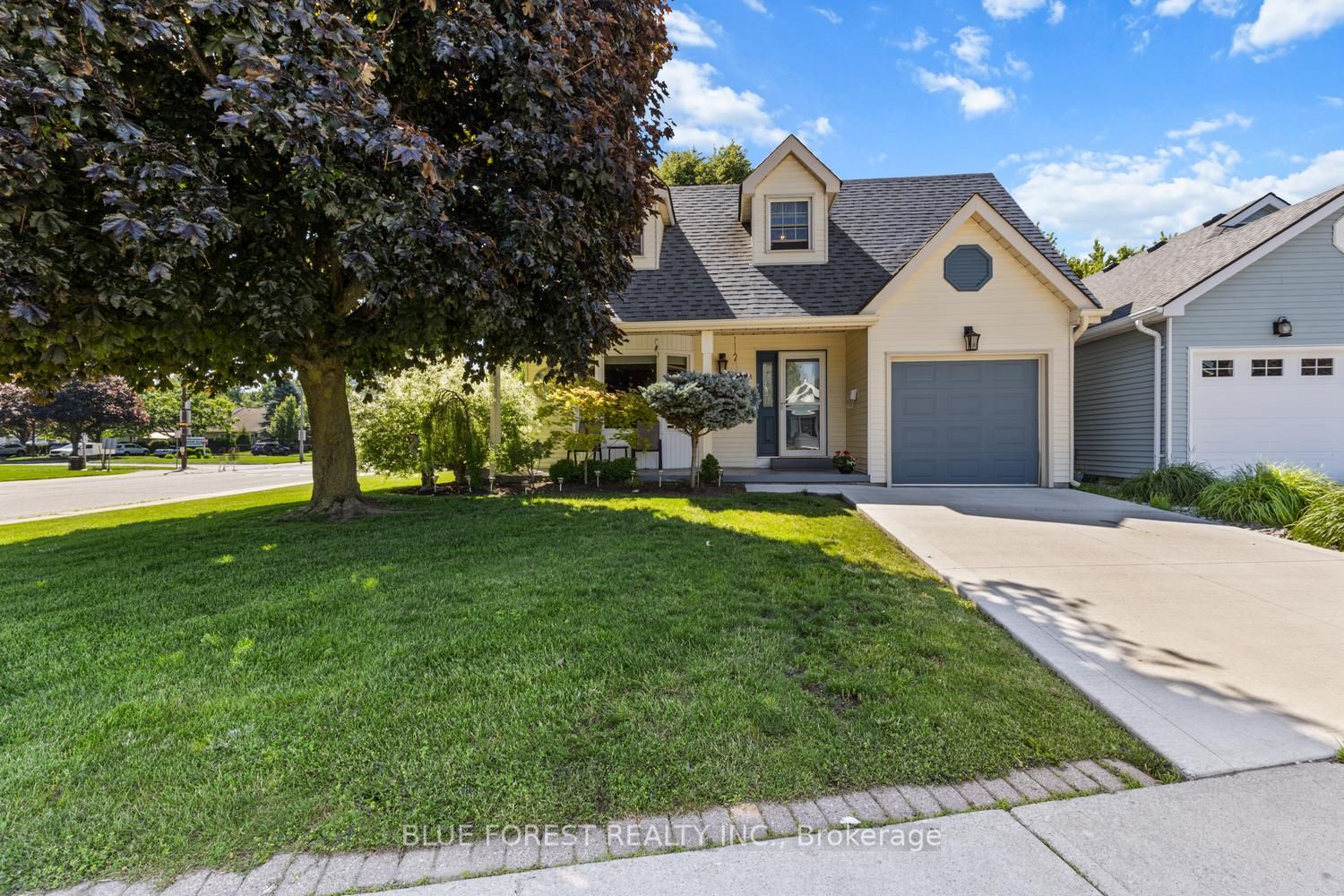 1 Sinclair Drive, Tillsonburg, ON N4G 5L6 photo 2