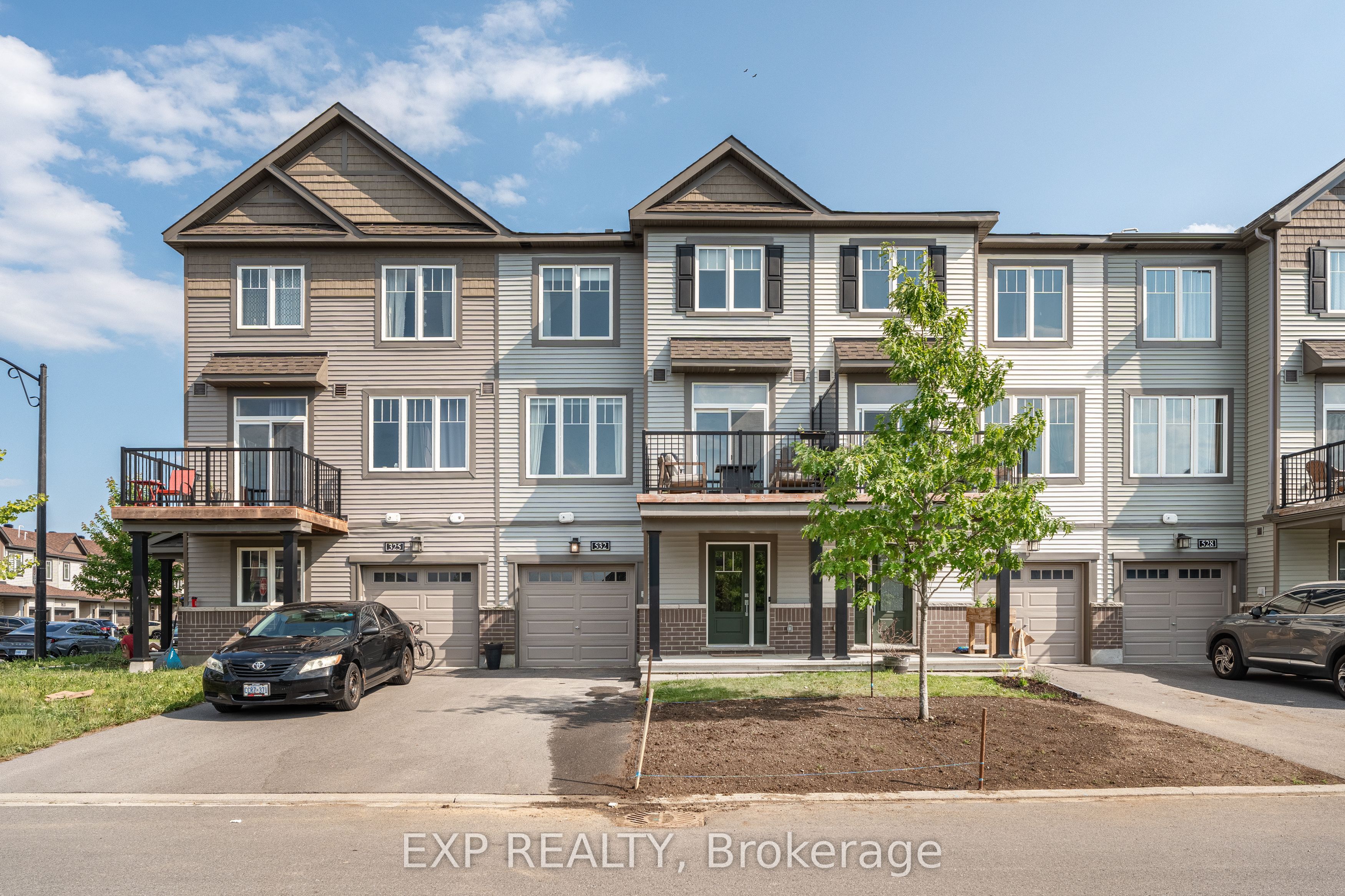 532 Aglish Mews, Barrhaven, ON K2J 6Y2